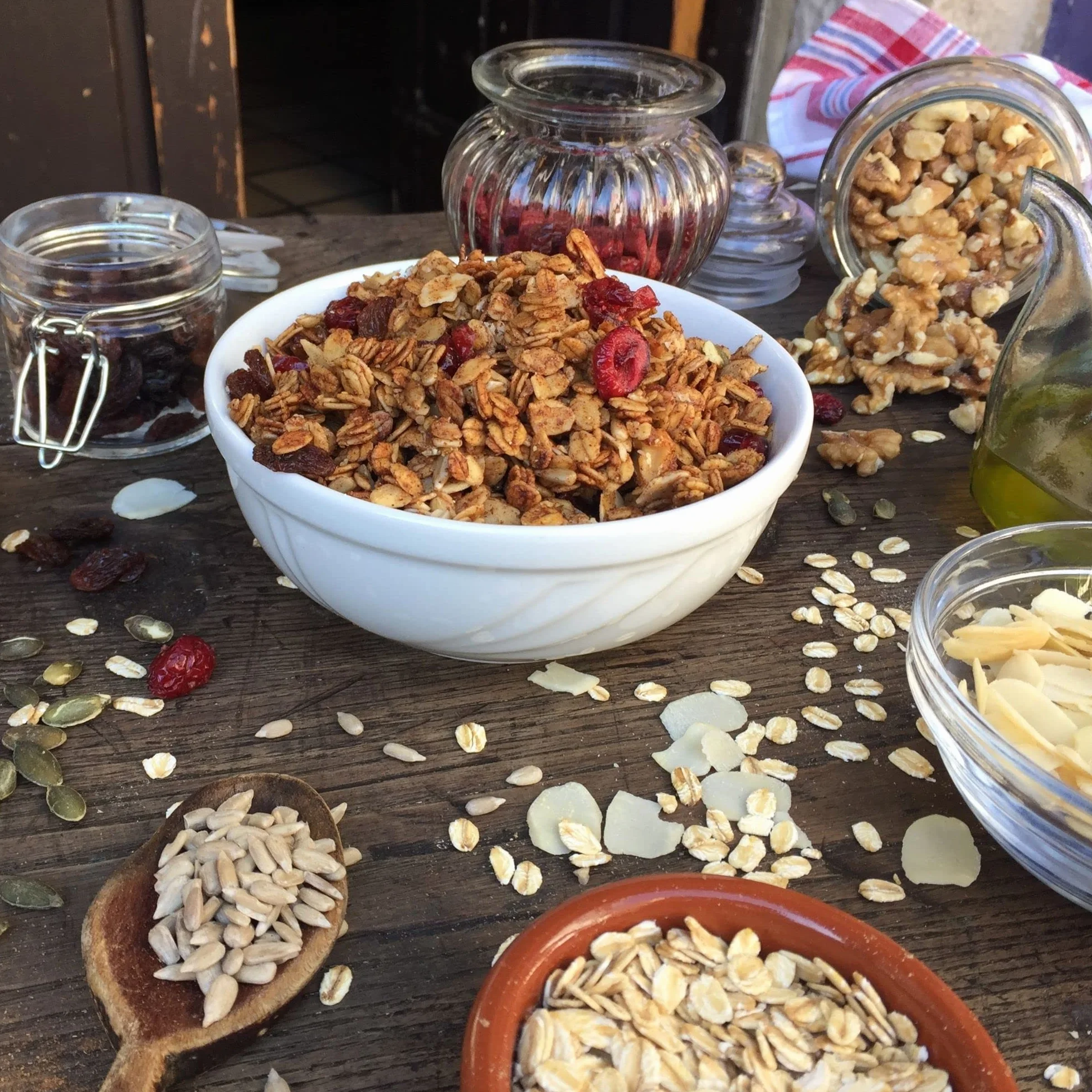 La Newyorkina Granola Zero Azúcar 1,5kg Crema de Cacahuete y Pasta de Pasas
