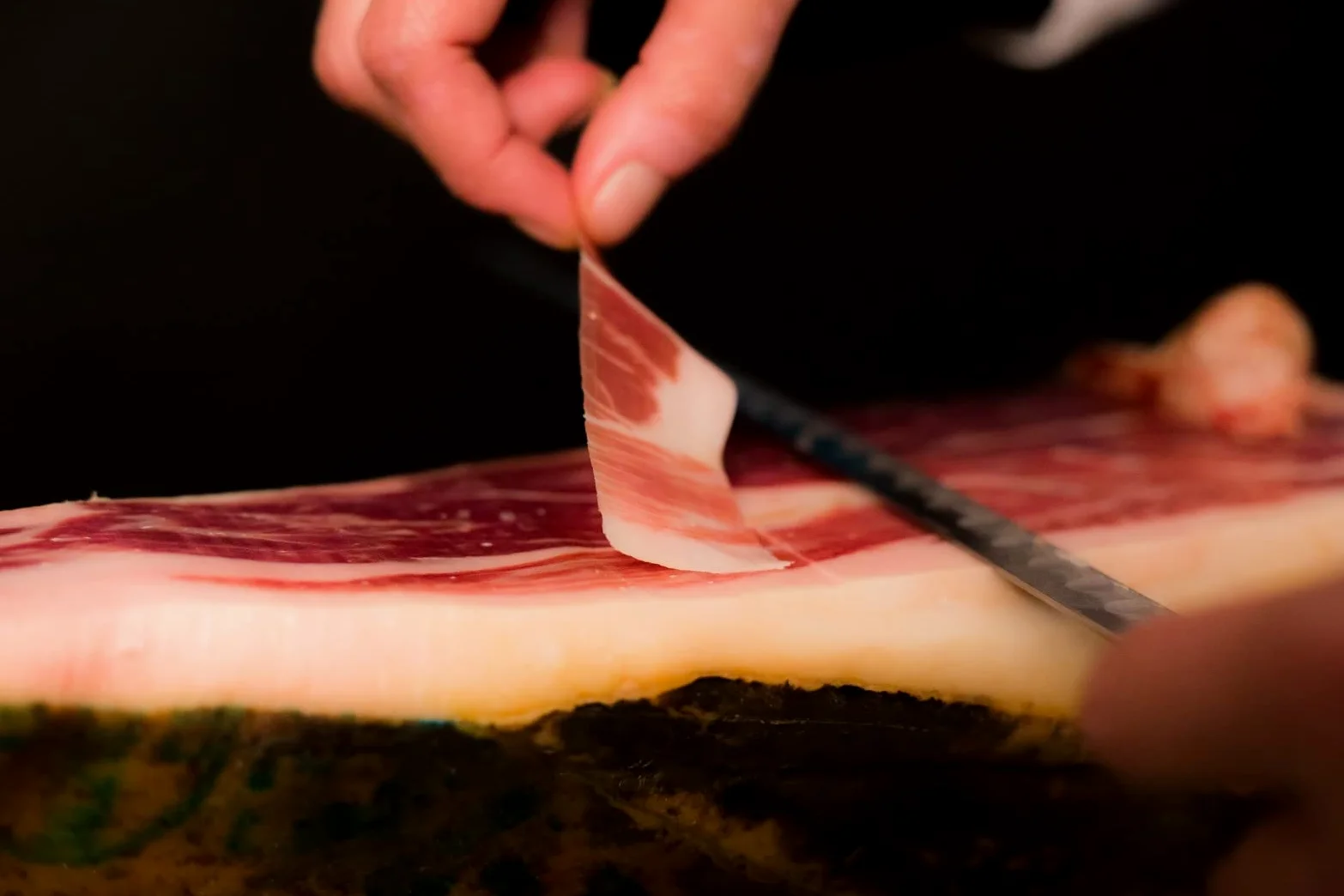JAMÓN IBÉRICO DE CEBO DE CAMPO 50% RAZA IBÉRICA 7 a 7,5 KG. MARCA GUIJU. FABRICA DE GUIJUELO.SALAMANCA. (7 a 7,5 kg)