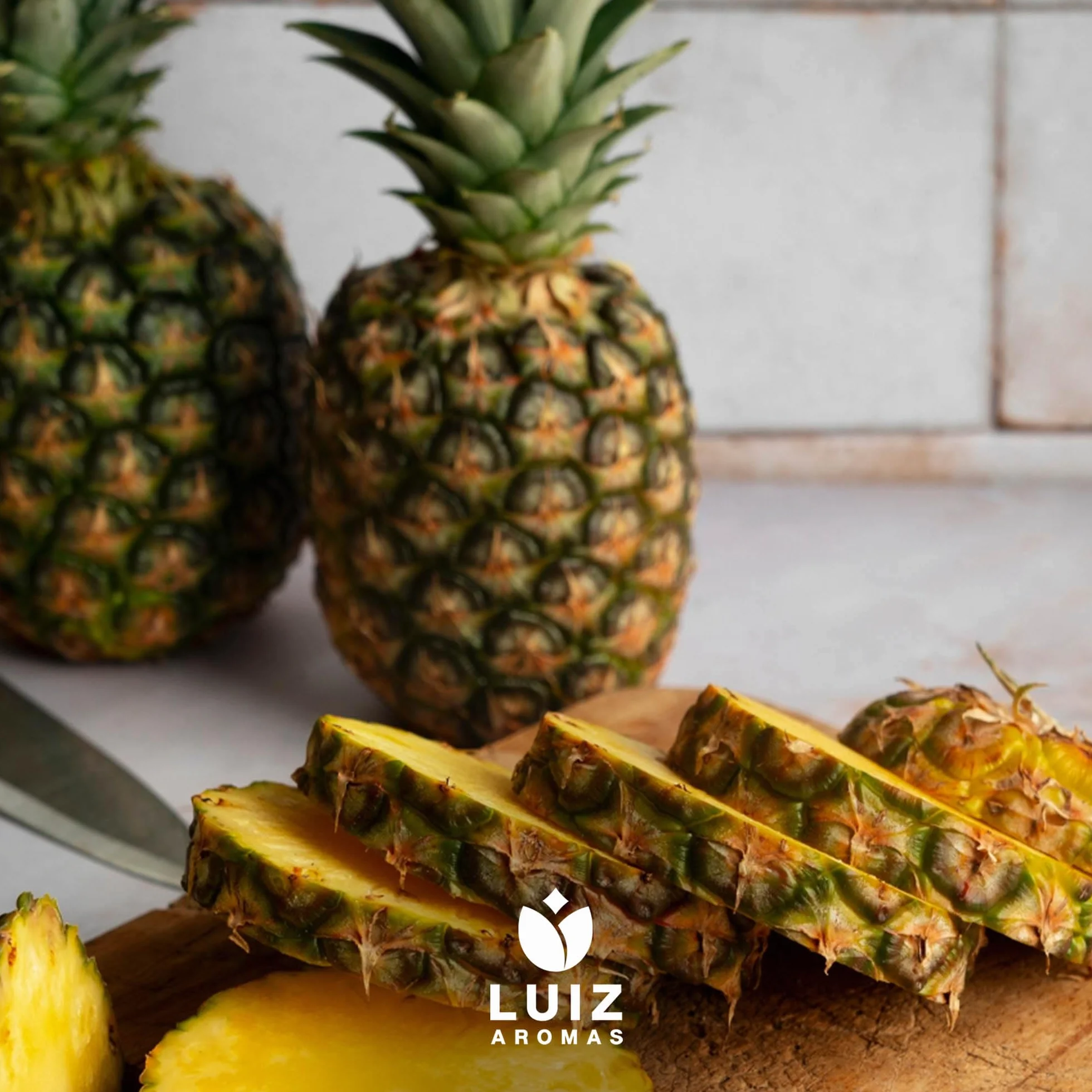LUIZ AROMAS | Aroma Piña - Aroma Alimentario en Gotas para dulces de Hornear, Pasteles, Bizcochos y Tartas | Producto Vegano sin Calorías y sin Azucar | Producto 100% Italiano (30g)