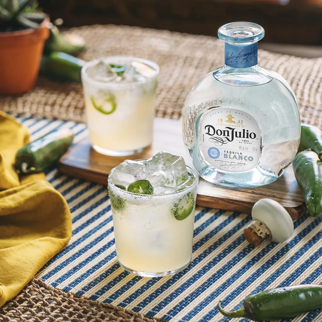 DON JULIO Tequila Blanco 700 ml