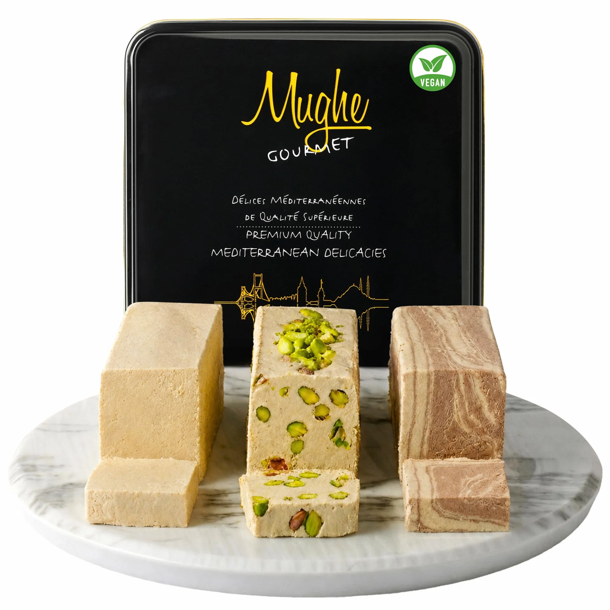 Mughe Gourmet Assortment de Halva 850g en Elegante Caja de Regalo de Lata -3 Barras de Halva de Sésamo y Tahini Marmoladas: Pistacho, Cacao, Vainilla - Halawa Turca, Dulce Vegano -Ocasiones Especiales