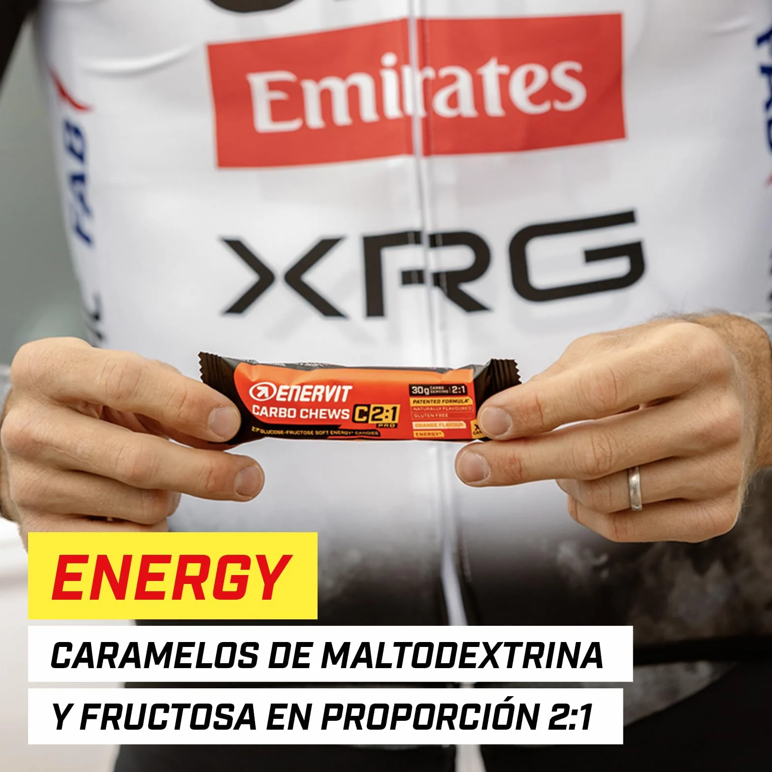 Enervit Carbo Chews C2:1PRO, Gominolas con Maltodextrinas y 30g de Carbohidratos, Para Actividades de Larga Duración y Alta Intensidad, Sin Gluten, Sabor Naranja, 3 Packs de 6 Gominolas