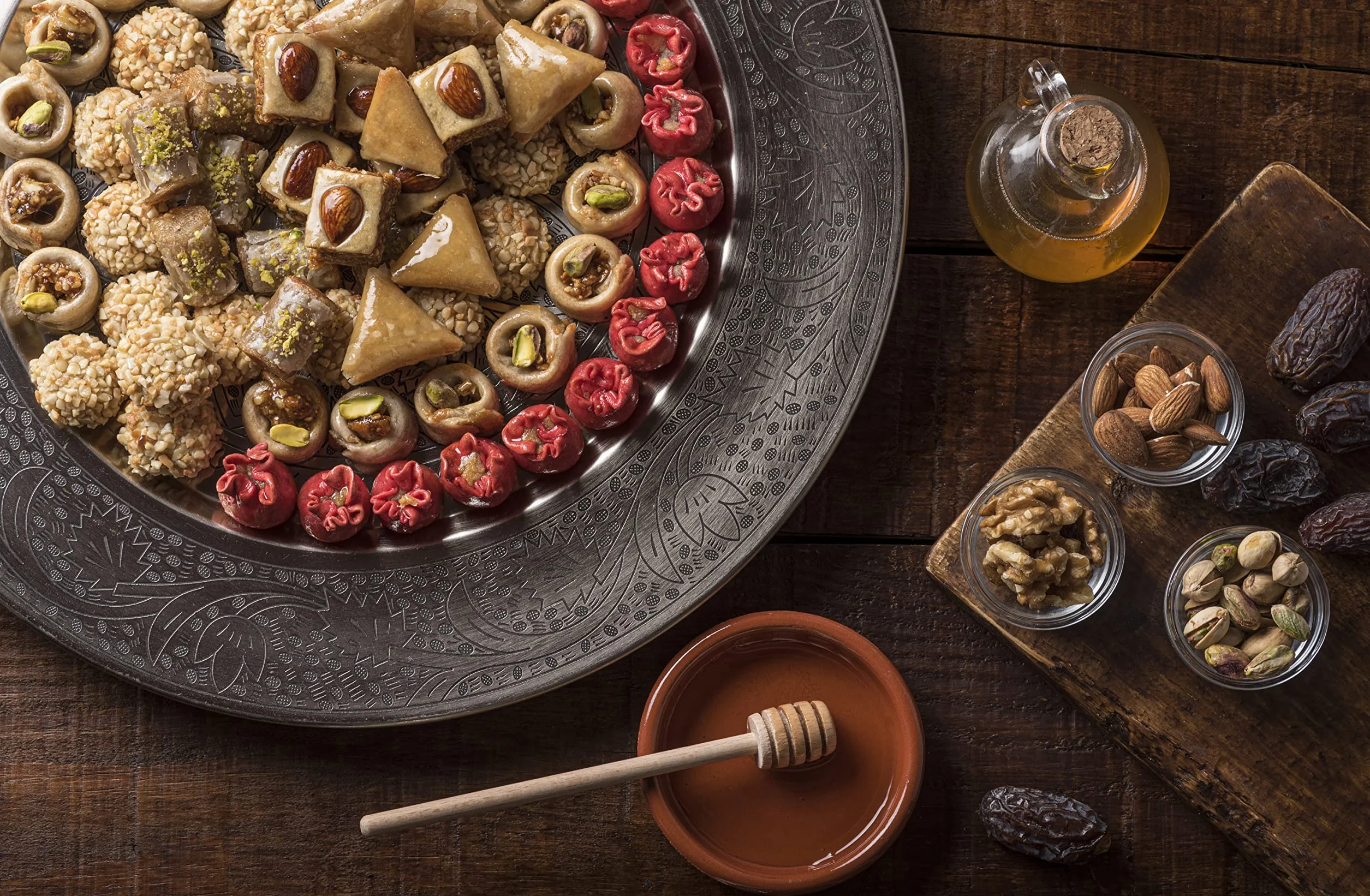 Selección Gourmet de Pasteles Artesanales de Lujo - Sin Azúcares añadidos, Sin Lactosa - Caja de 1000g Ideal para Regalo y Eventos Especiales
