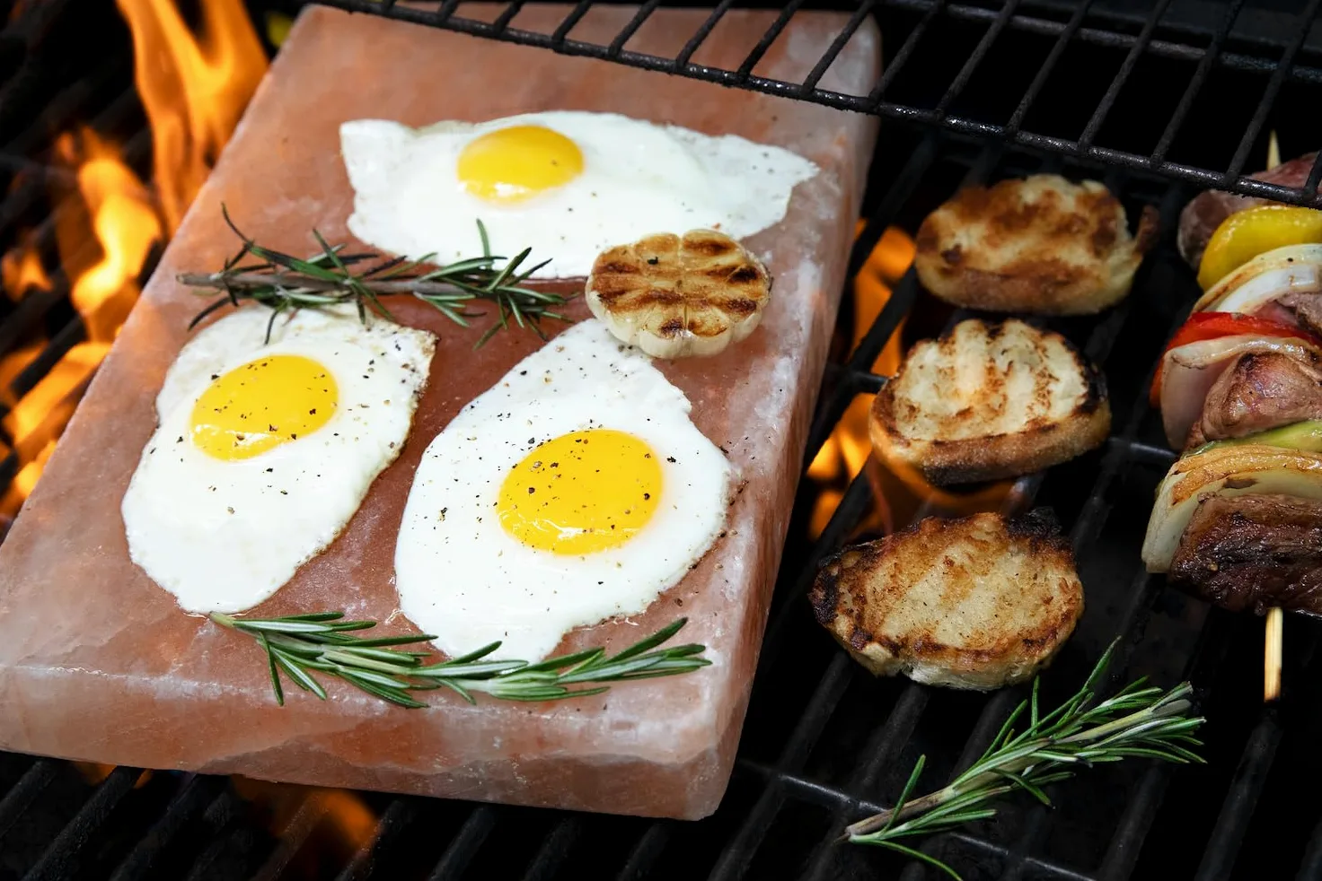 Spantik Plato de cocina de bloque de sal del Himalaya de 12 x 8 x 1.5 pulgadas para cocinar a la parrilla, cortar y servir piedra de sal de roca de grado alimenticio, regalos únicos para ahumadores,