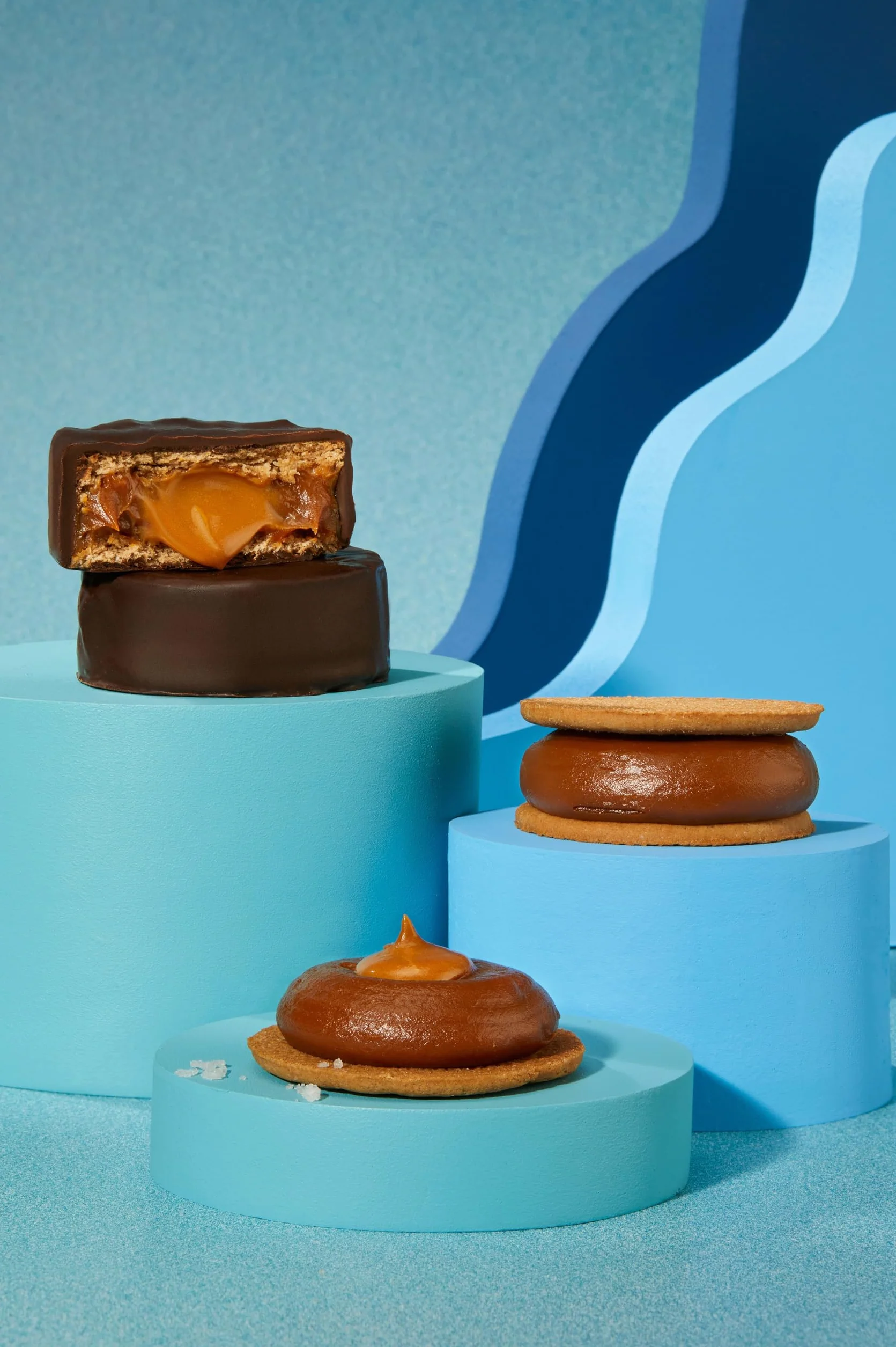 Alfajores Havanna Mar del Plata | Alfajores Argentinos de Chocolate | Galletas Cubiertas Rellenas de Dulce de Leche Con Sal Marina | 4 unidades | 360g