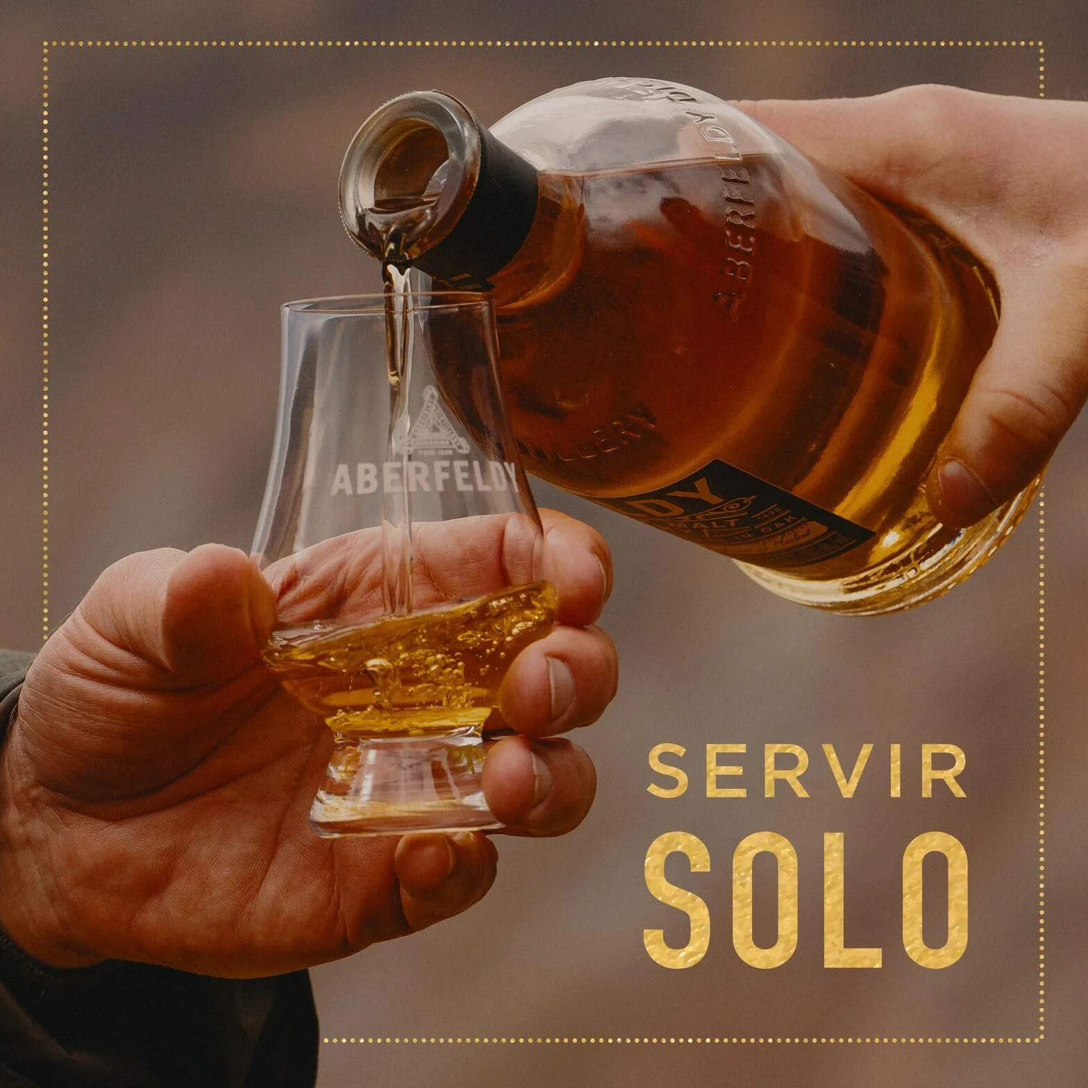 Scotch Whisky Single Malt Aberfeldy 12 Year Old, 40 % vol., 70 cl / 700 ml, whisky premium añejado en cuatro tipos de barricas distintas