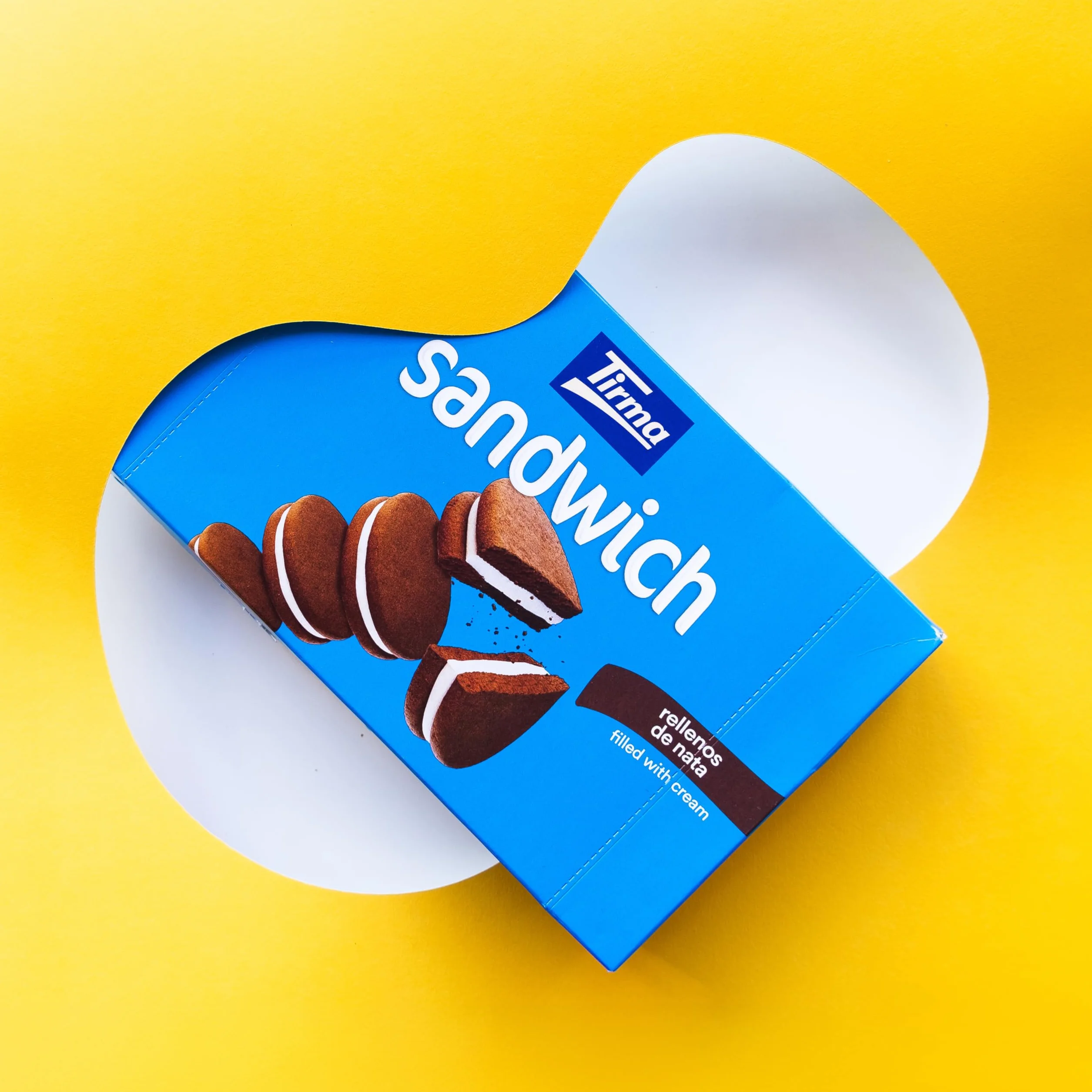 Tirma Sándwich de Galleta al Cacao con Relleno de Nata – 4 Packs de 45 g (Estuche de 180 g) | Galletas Dulces | Snack de Cacao y Nata | Ideal para Merienda y Tentempiés