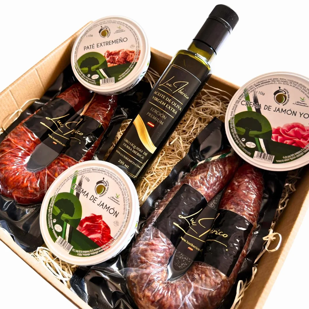 Cesta Regalo Galileo - Embutidos, Patés Extremeños y Aceite de Oliva | Chorizo y salchichón ibérico, tres patés extremeños y aceite de oliva virgen extra. Aperitivo variado listo para regalar.