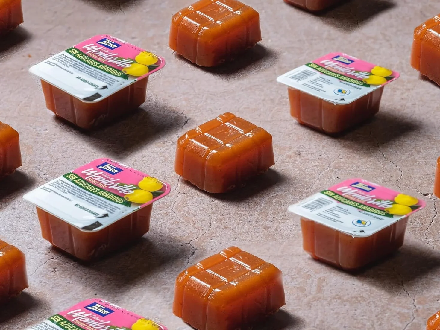 Tirma Dulce de Membrillo | Sin Azúcares Añadidos | Crema de Membrillo de Canarias | Mermelada de Membrillo | Pasta de Membrillo | Sin Gluten | 3 Barquetas, 300g