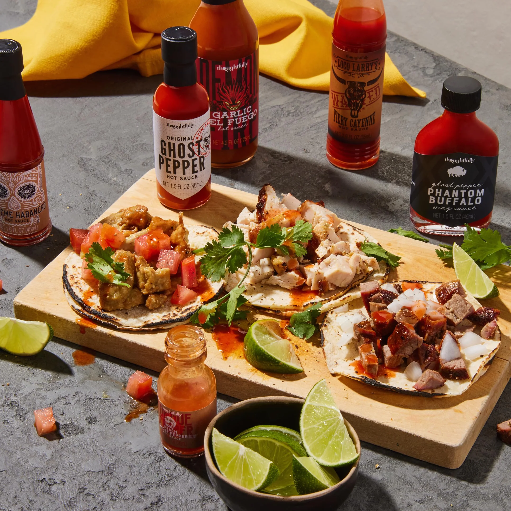 Thoughtfully – Hot Sauce Challenge Set – 10 Salsas Picantes de Suave a Extremadamente Picante – Regalo Original para Hombre, Marido & Padre – Cumpleaños & Día del Padre
