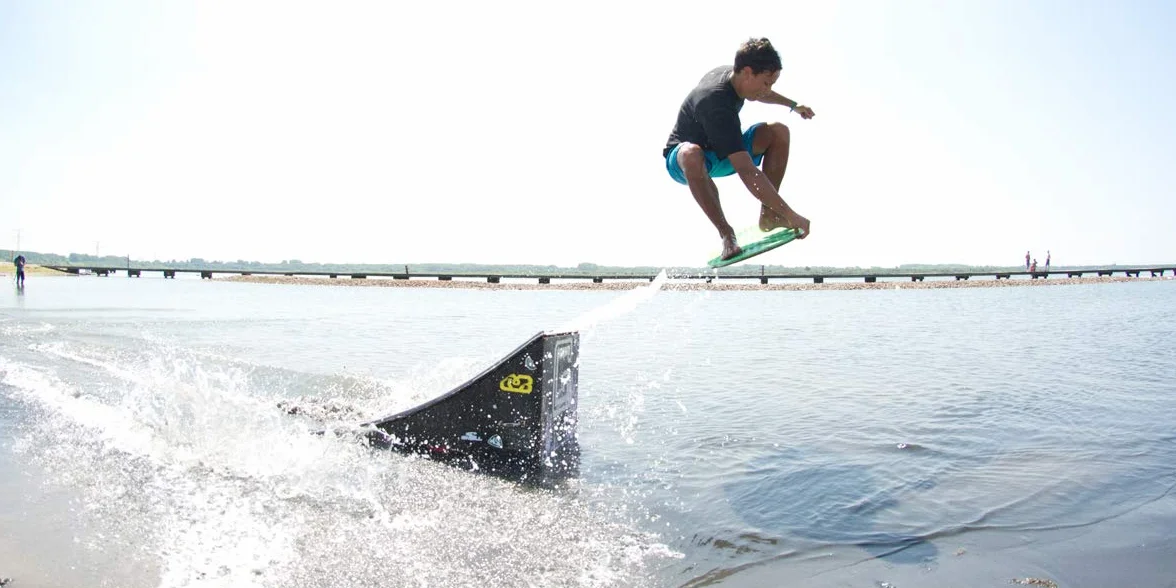 DB Skimboards Proto Plank Skimboard Arce Álamo 3D HPL