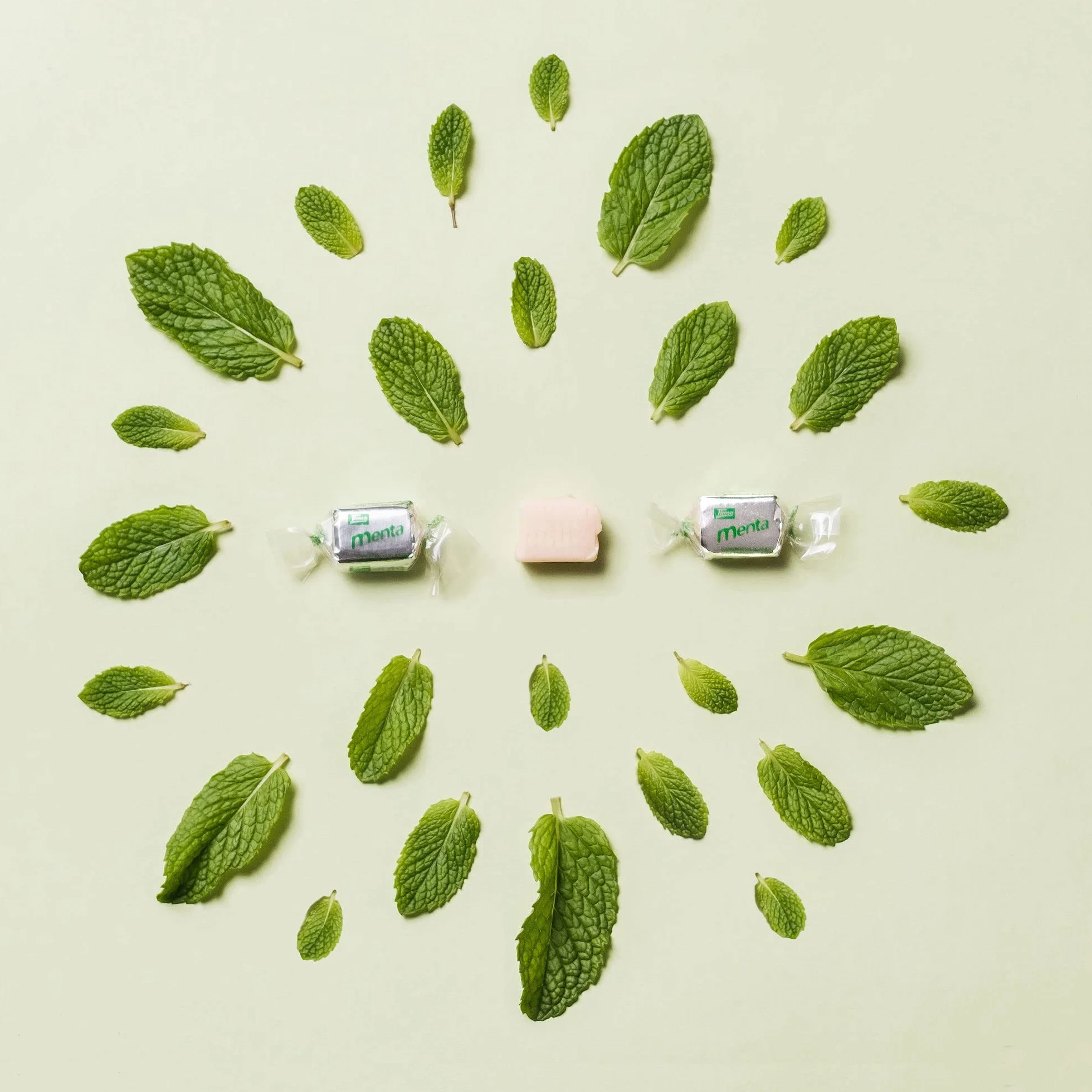 Tirma Caramelos de Menta | Caramelos Masticables de Menta | Caramelos sin Gluten | Bolsa de Golosinas de Menta Blandos | Envasados Individualmente | 125 g