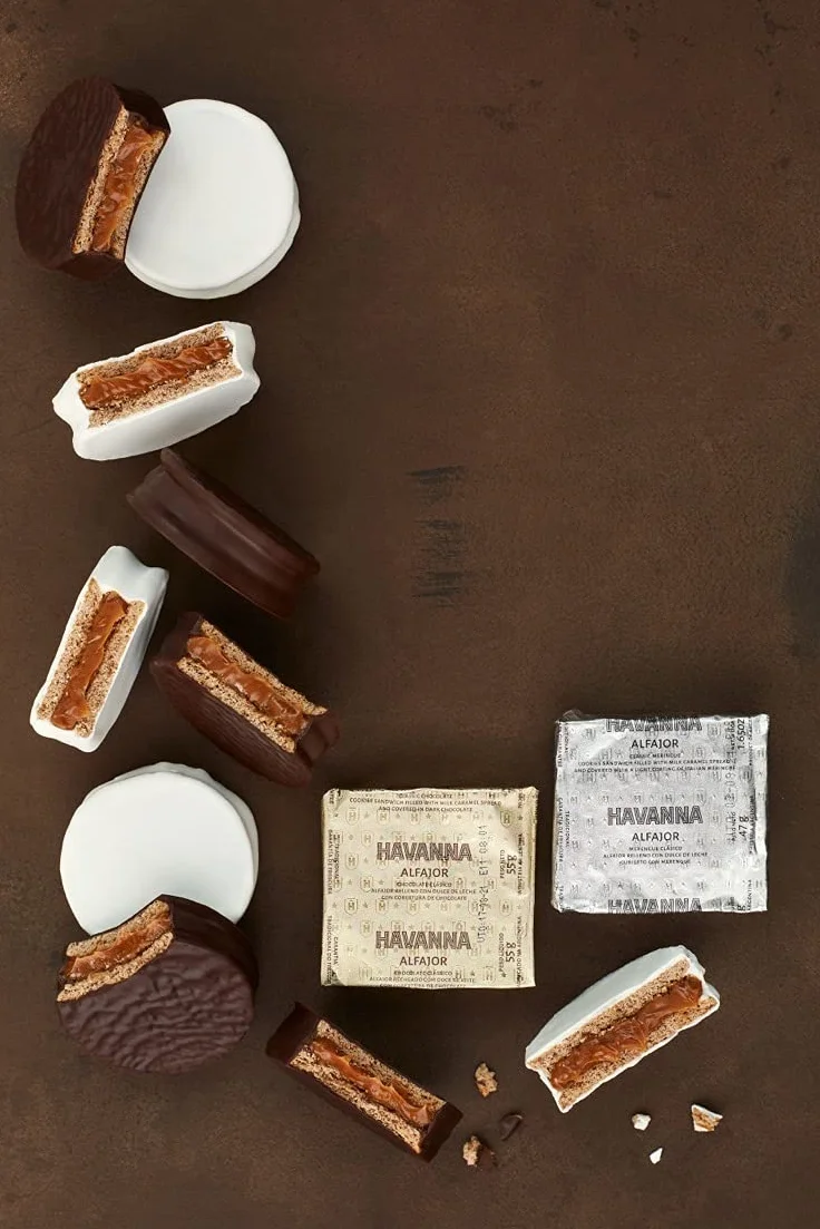 Havanna Alfajores Argentinos | Mixtos de Chocolate y Merengue | Galletas Rellenas de Dulce de Leche | Alfajores Argentinos tradicionales Gourmet | Caja 12 Unidades | 612g