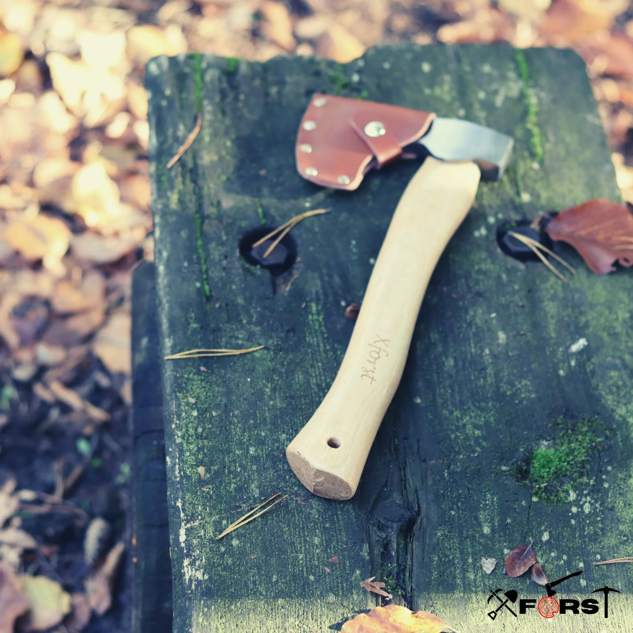 Hacha Xforst Vikinga de Mano con Mango de Madera de Hickory Modelo X-TA5x TA