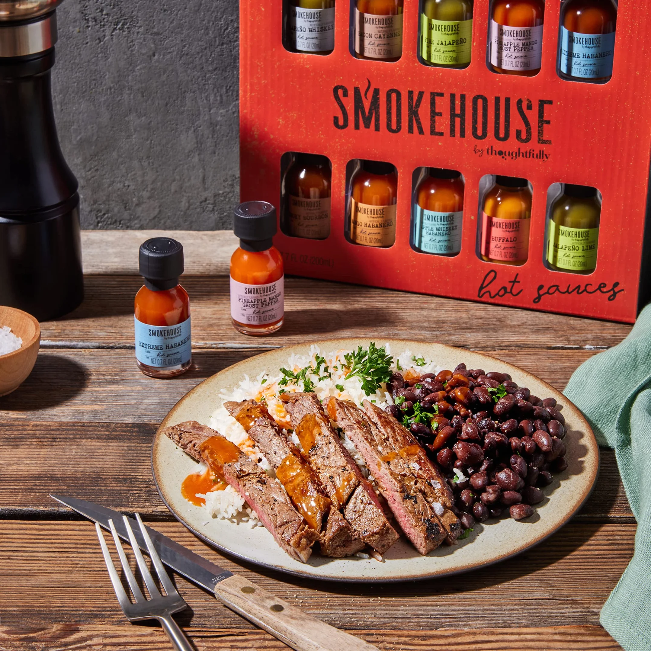 Thoughtfully – Smokehouse Hot Sauce Set – 10 Salsas Picantes para Degustar – Regalo Original para Hombre – Cumpleaños & Día del Padre