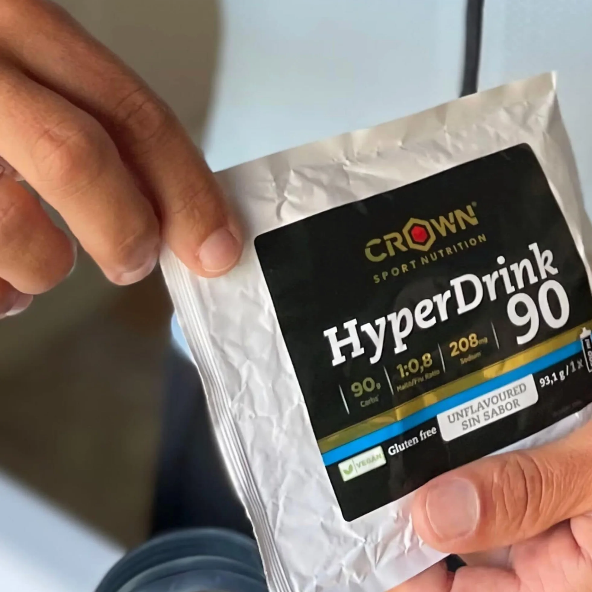 Crown Sport Nutrition HyperDrink 90 | Bebida Alta Carbohidratos 90 g en 500 ml y Sodio | Polvo Bote 1490 g 16 Tomas | Maltodextrina Fructosa Ratio 1:0,8 y Sal Marina | Sin Aditivos Sin Sabor