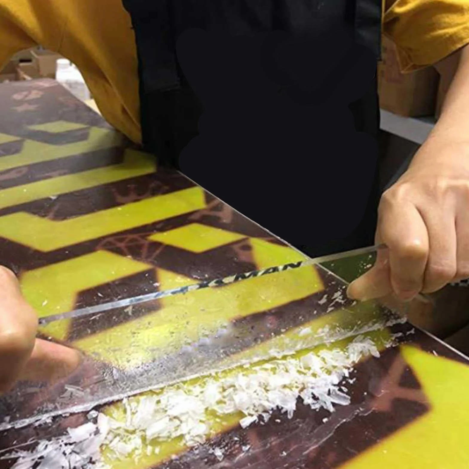 Rascador de cera de acrílico para esquís y tablas de snowboard 23 x 5,7 x 0,4 cm transparente