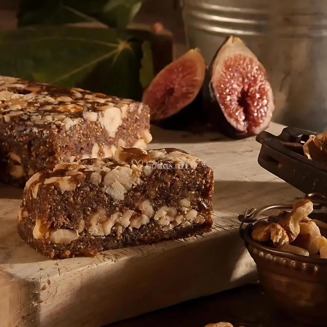 Pan de Higo con Nueces Artesanal | 1000 Gr | Sin Conservantes, Sin Gluten, Ideal para Deportistas y Aperitivos Saludables |Elaboración Artesanal Directamente Jijona Alicante