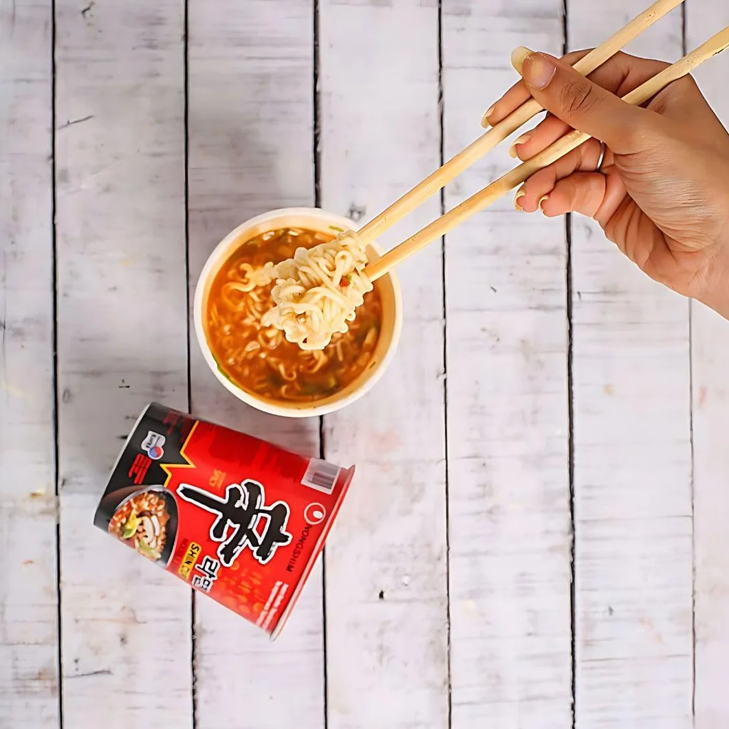 Shin Ramyun Cup Pequeño 68g (pack de 12 uds.)