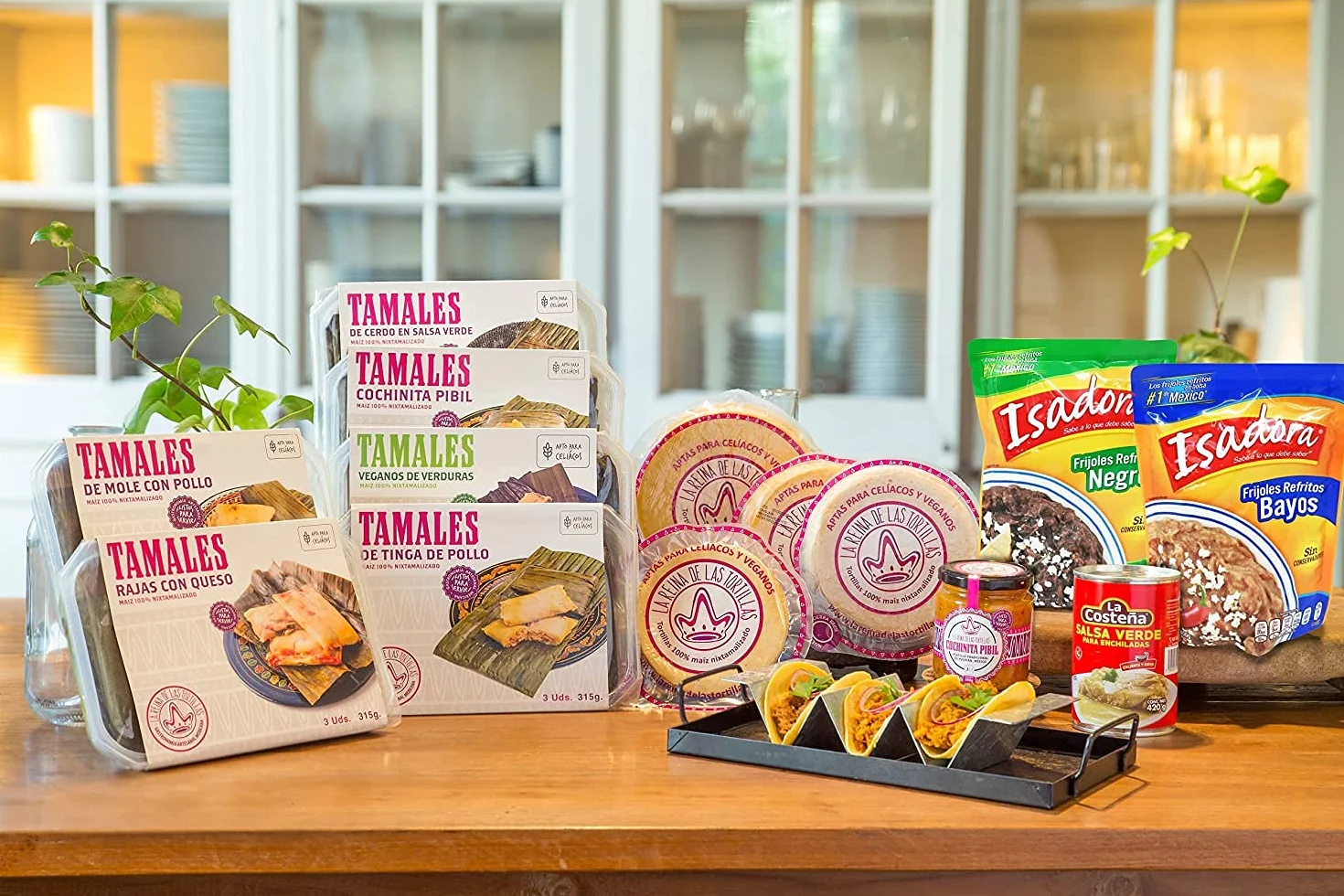 Isadora - Pack Frijoles Bayos + Frijoles Negros Refritos Listos para Calentar y Servir. Indispensables para acompañar cualquier platillo o para enfrijoladas. Pack de 2