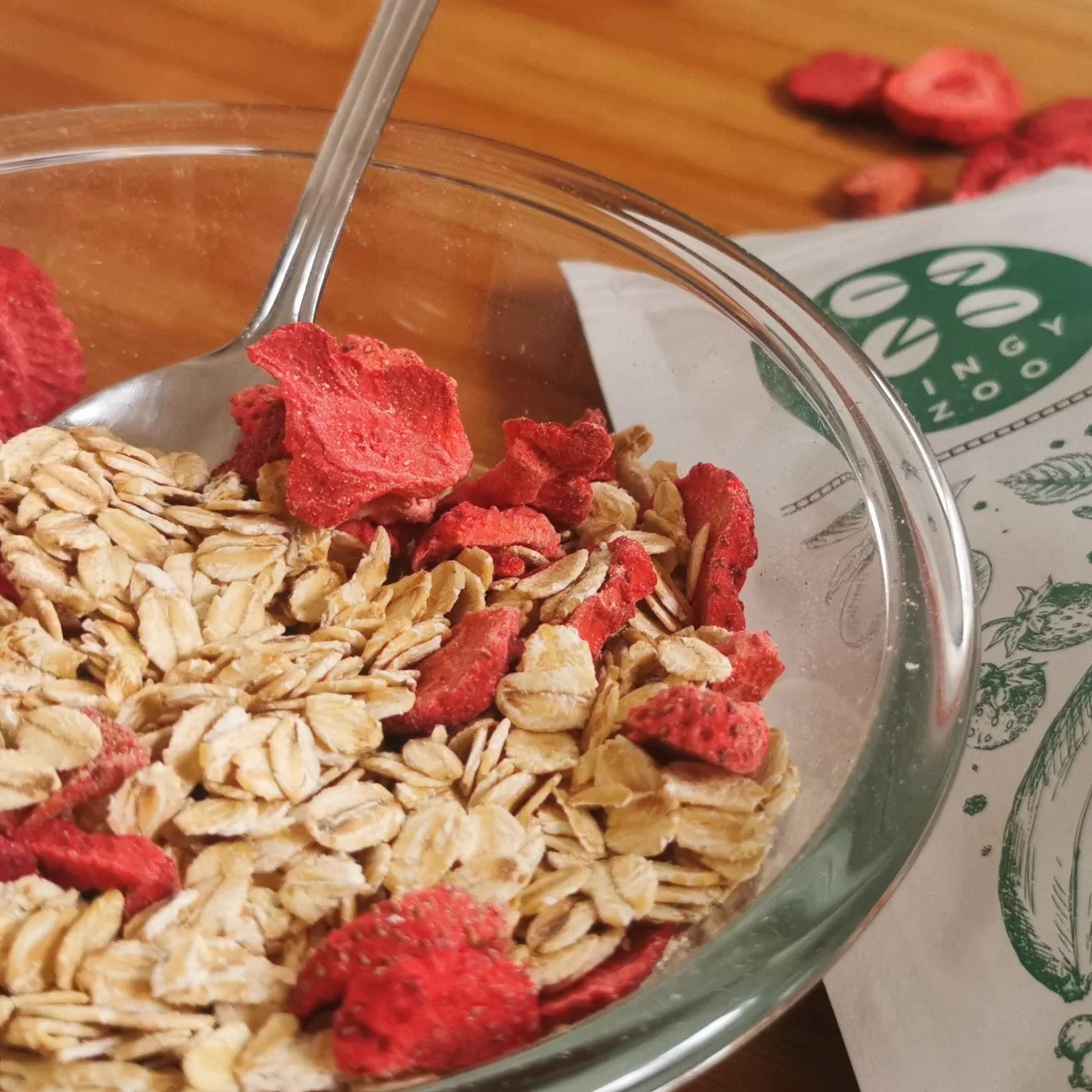 Fresa Liofilizada | Comida Liofilizada | Fresa Deshidratada Fruta Liofilizada | Vegana Cruda 100% Fruta Pura | Freeze Dried Fruit Strawberry Slices de Fresa Sin Azucar Fresas Fruta Escarchada (90g)