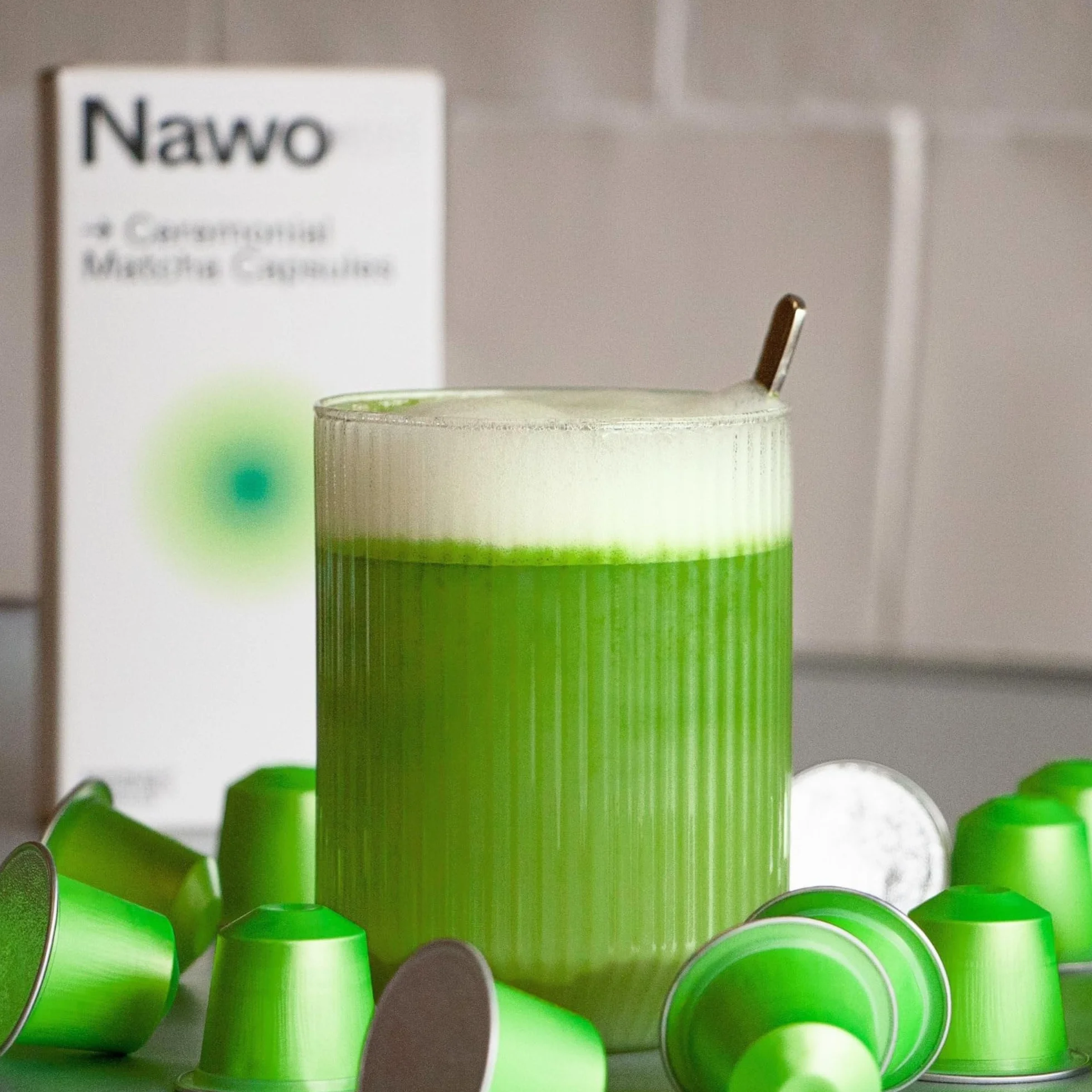 10 Cápsulas de Té Matcha Ceremonial – Compatibles con Nespresso®, 100% Natural, Té Verde en Polvo, Ideal para Matcha Latte, Sin Azúcares Añadidos ni Conservantes – NAWO® Matcha