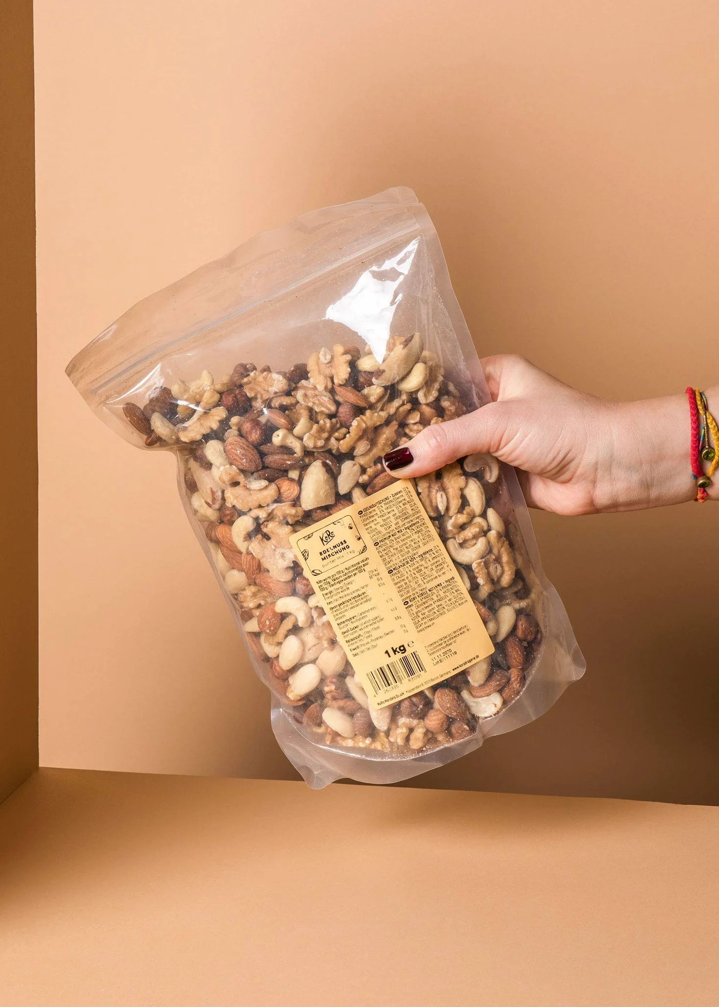 KoRo - Mix de frutos secos KoRo 1 kg - 100 % frutos secos naturales sin sal - Almendras,nueces de Brasil, anacardos, nueces, avellanas