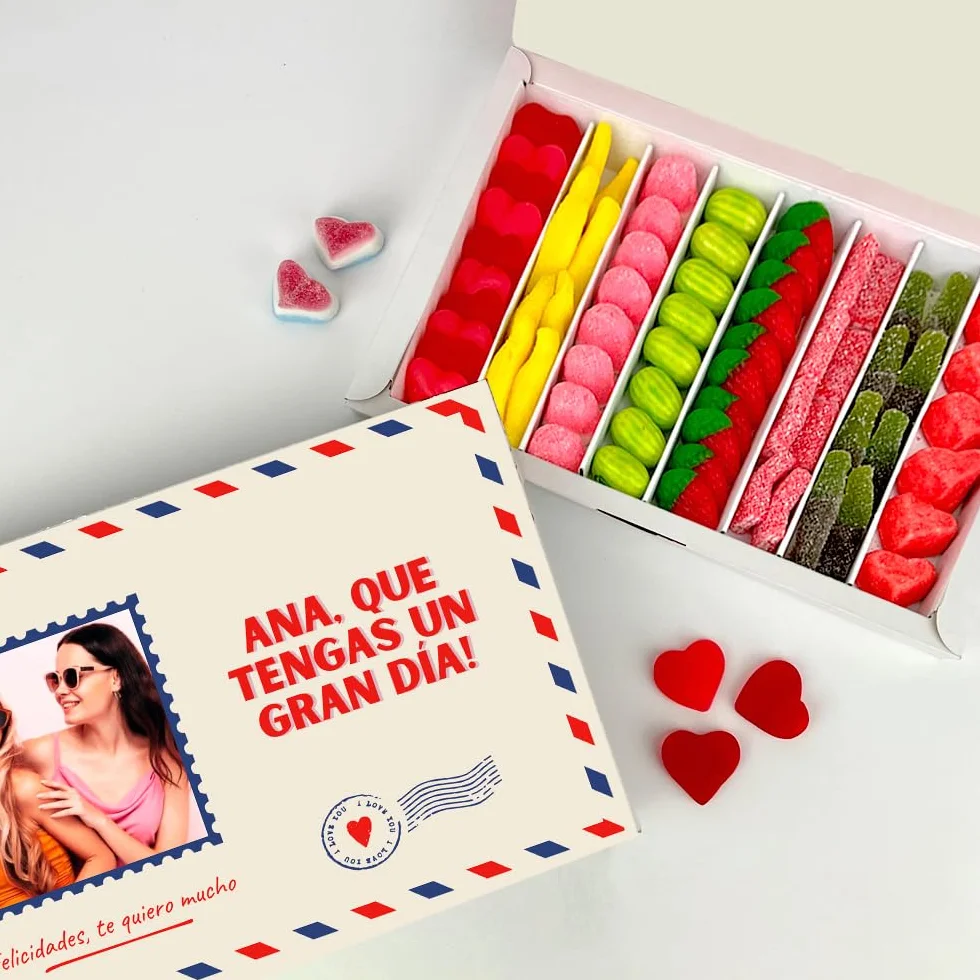 Transparent Gift Caja de Chuches Postal Personalizada con Foto y Textos. Cajas de Dulces. Regalos Originales para Mujer y Hombre. Regalos Personalizados para Parejas en San Valentín y Aniversario