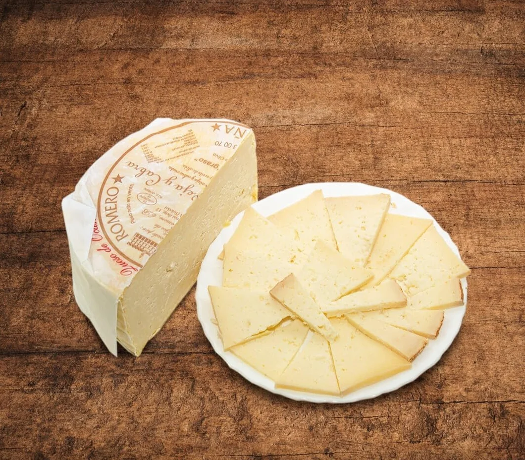 Queso de Oveja y Cabra Curado – Leche Cruda, Aceite Oliva en pasta – Fuerte y Picante – Media Pieza 1,4kg – Auténtico Ocaña | curación 5-12m, Toledo, regalo gourmet, añejo, sin pasteurizar