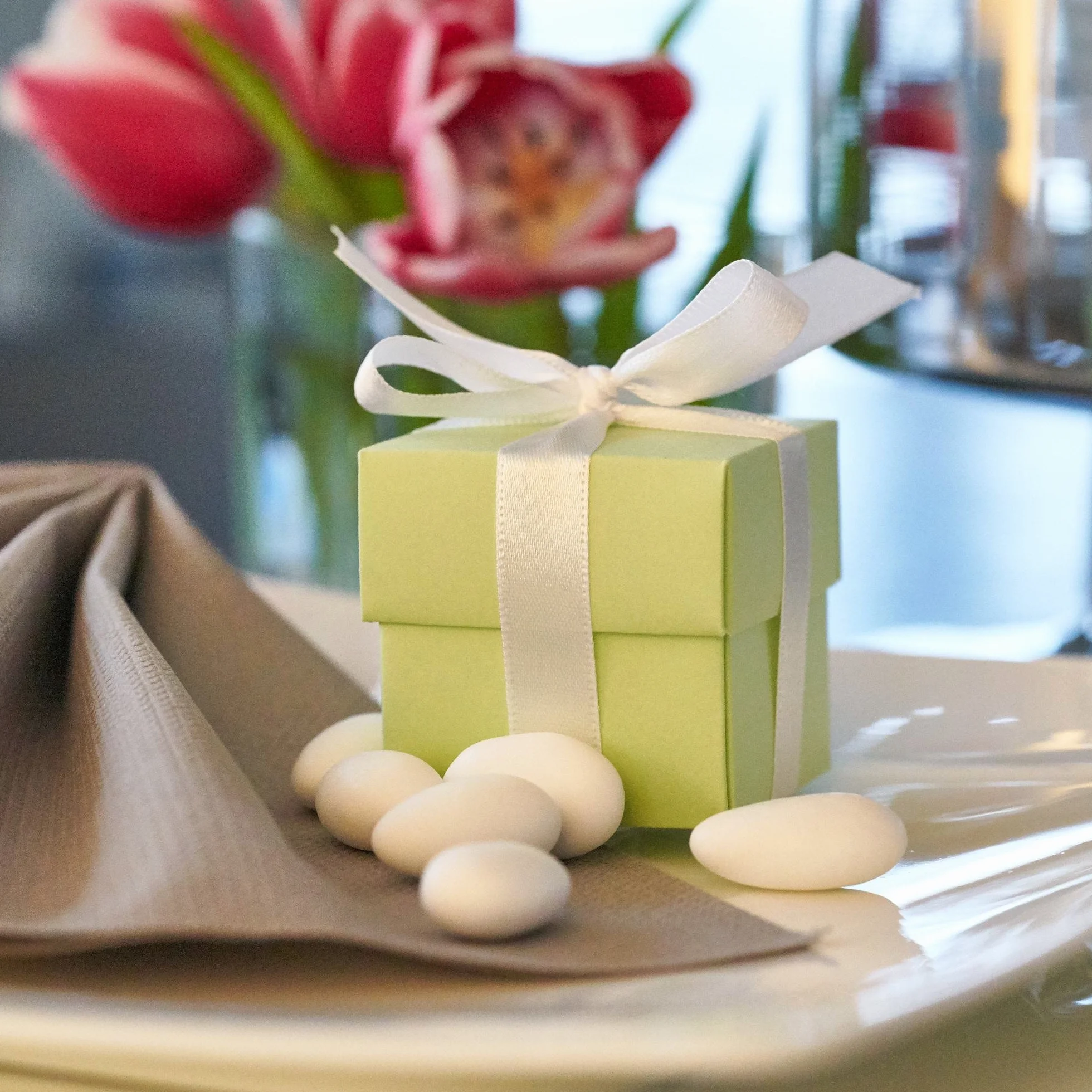 EinsSein Peladillas de Almendra Conchiglia Blanco perla 1kg | 250 pieza Confeti Dulce para Fiestas | Grageas para Boda Bautizo y Comunión | Cumpleaños y Eventos
