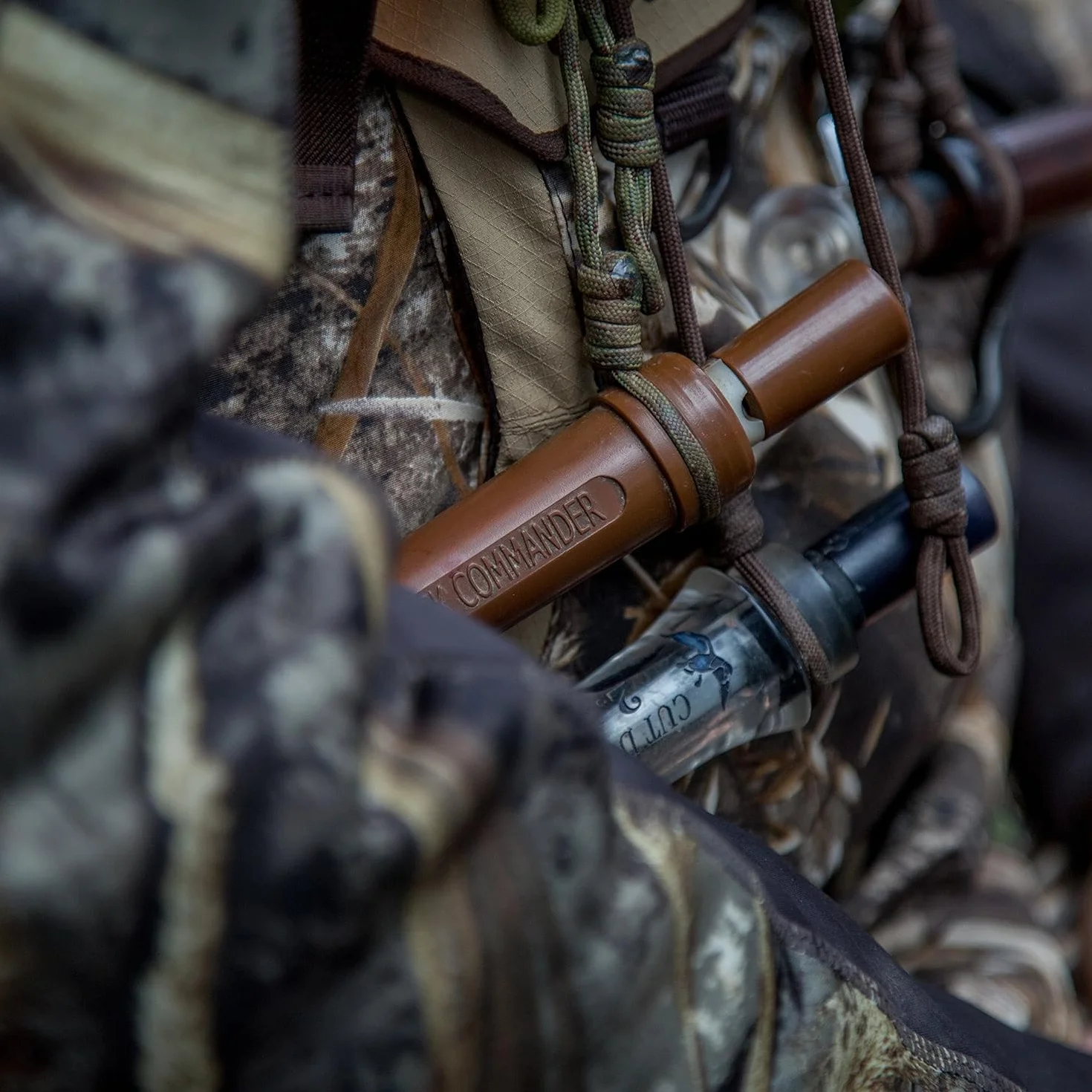 Duck Commander Reclamos de Pato Plástico de Alto Impacto para Caza de Aves Acuáticas