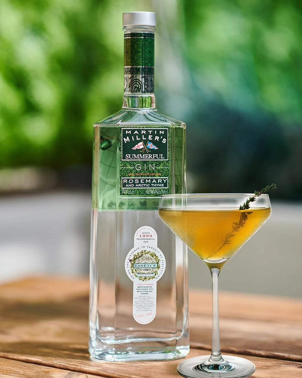 Martin Miller's Summerful Gin - Estuche de Regalo | Ginebra 700 ml + Miniatura | Edición Especial con Botánicos de Primavera y Verano, Refrescante y Aromática, Para Gin Tonic y Cócteles