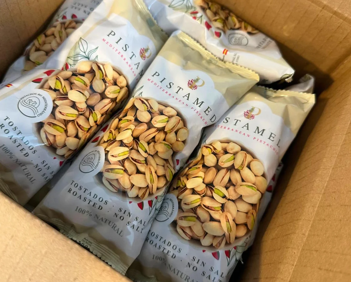 PISTAMED - Pistachos con Cáscara Sin Sal Tostados Artesanalmente - Alto Contenido en Fibra - Apto Veganos y Sin Gluten - Pack 10 x 100 g Formato Individual - Origen España - Snack Natural