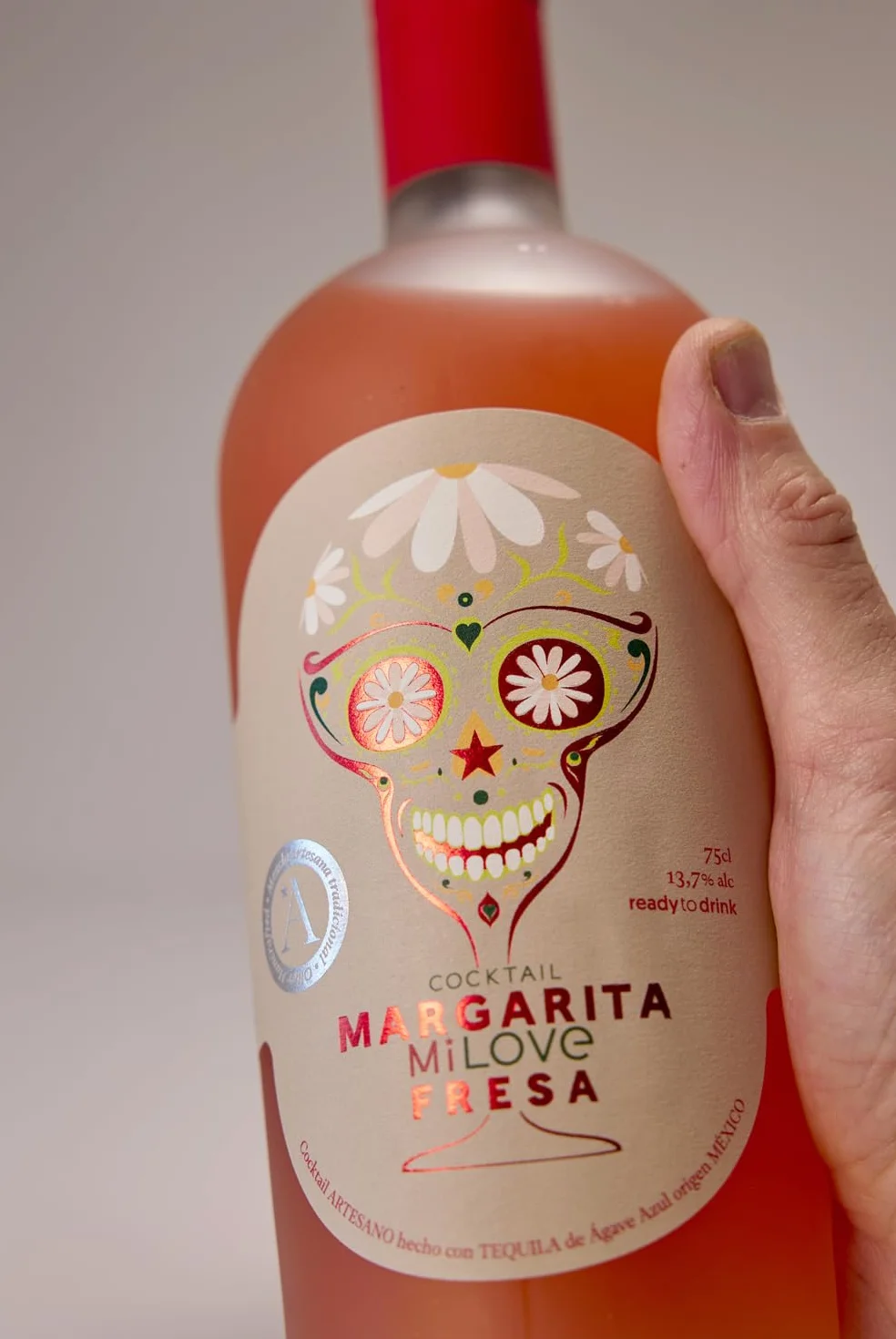 MiLove Margarita Fresa – Cóctel Premium, artesano y natural, elaborado con tequila Agave azul (México), fresas nacionales, limón mediterráneo, licor triple seco y jarabe simple – 75 cl.