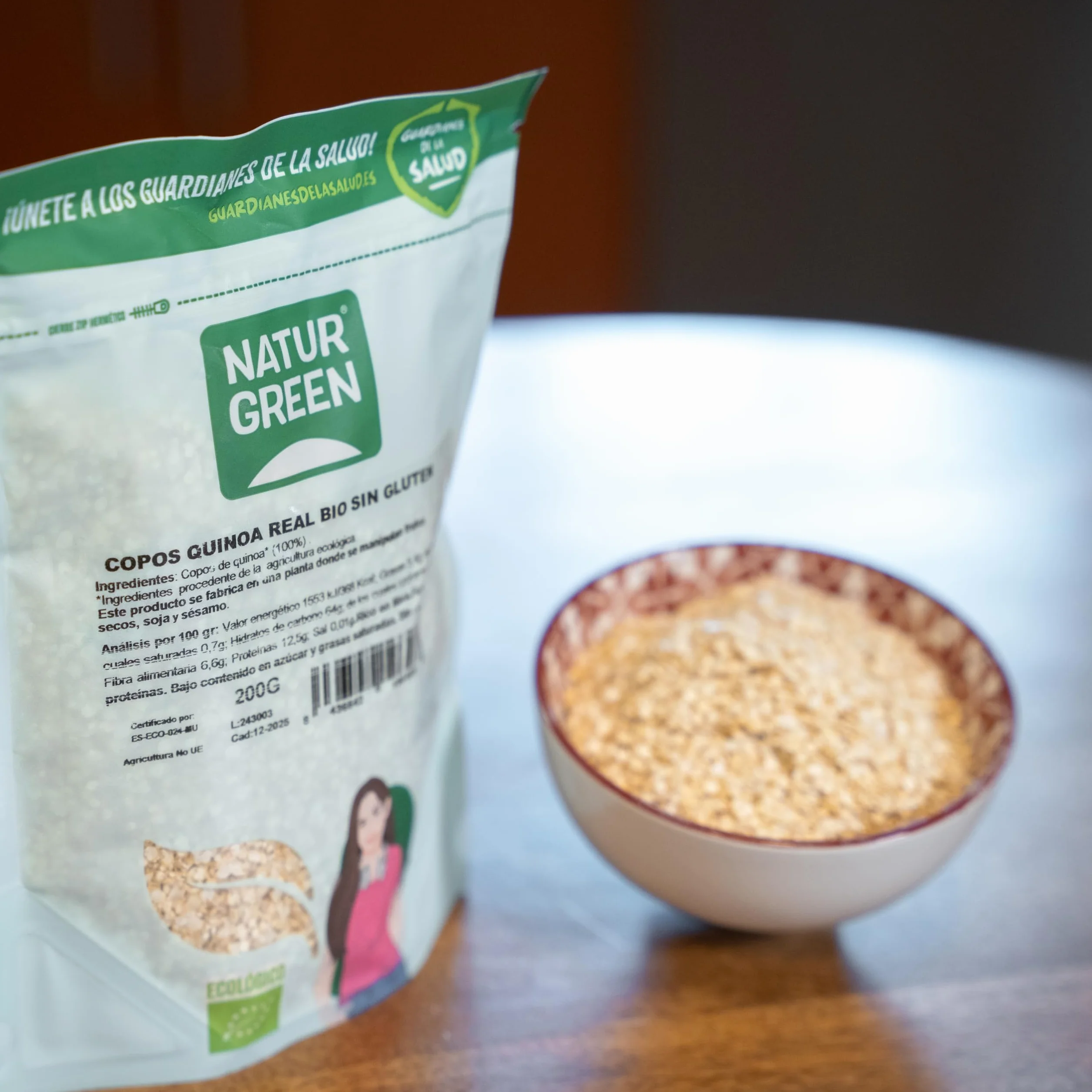 NaturGreen - Copos de Quinoa Real, Granos Quinoa Bio, Sin Gluten, Rica en Poteínas, Vitaminas B, C y E - 200 g