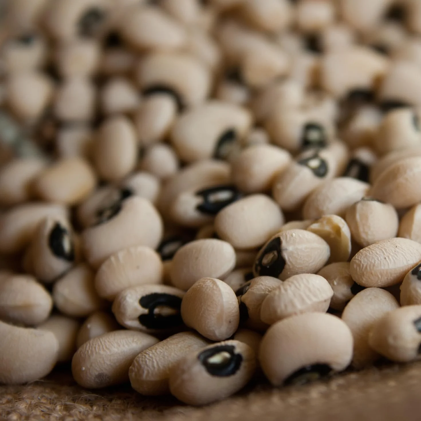 TRS, Frijoles Ojo Negro, (1 X 1 KG)