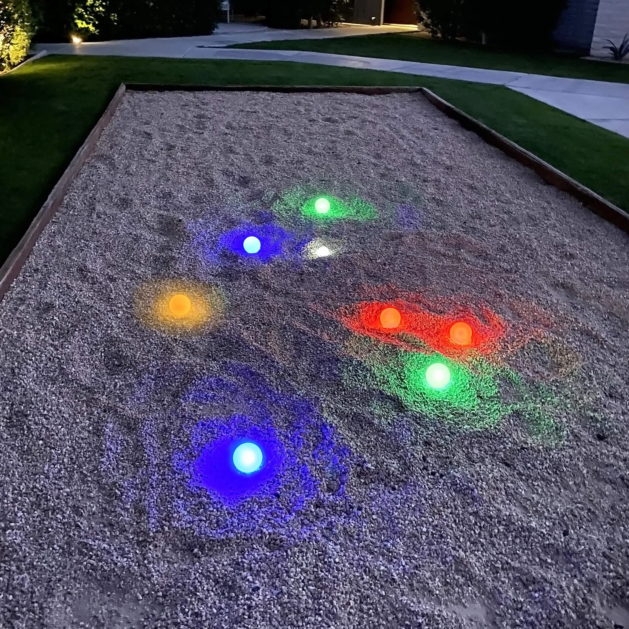 GoSports Juego de Bolas de bocha LED 8 Bolas iluminadas, Palino, Estuche y Cuerda de medición 85 mm o 100 mm