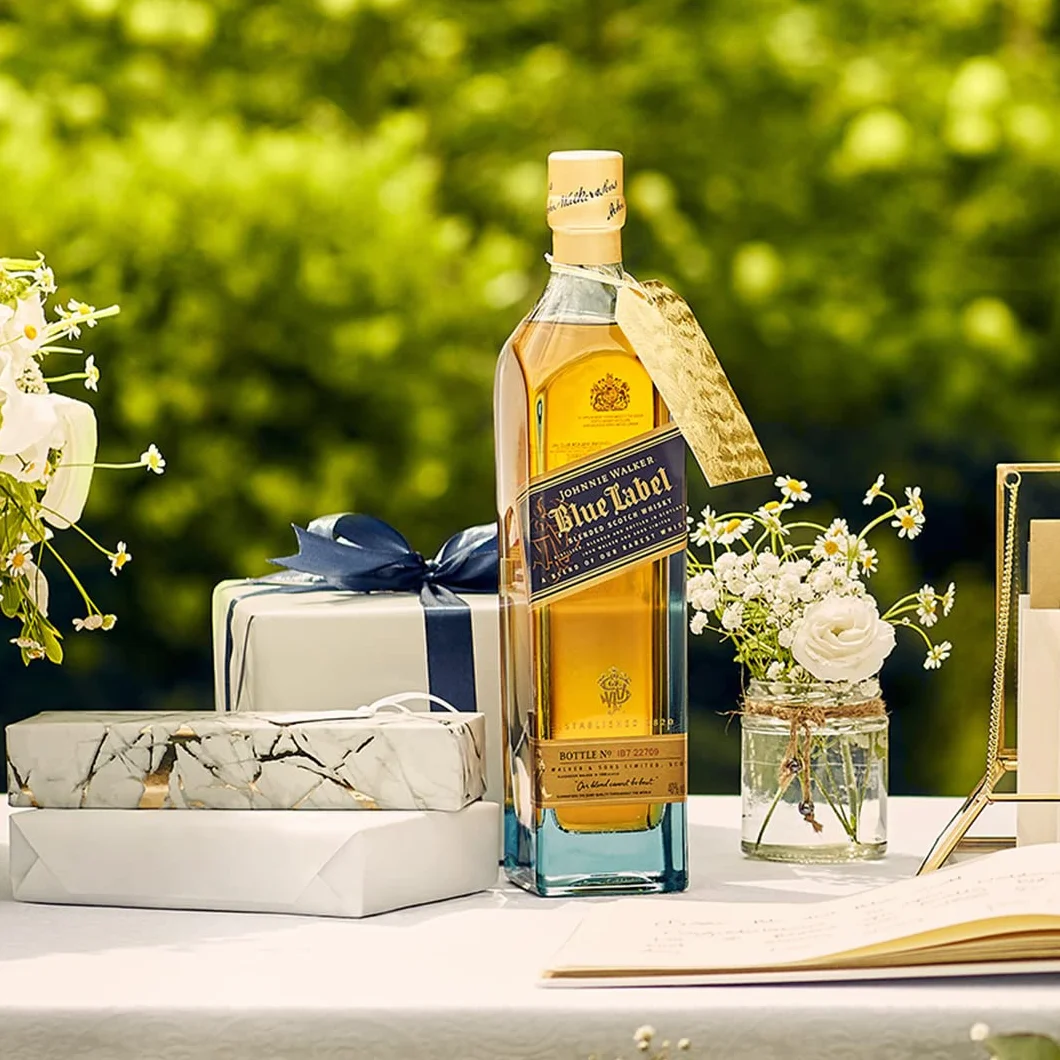 Johnnie Walker Blue label whisky, Escocés blended, 700 ml