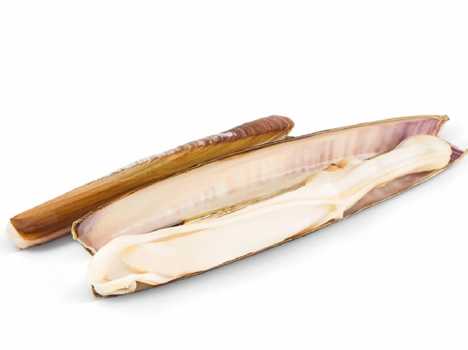 Navajas al natural. Peso Neto 111 gramos. Peso Escurrido 63 gramos. Categoría Gourmet. Con ingredientes 100% Naturales: Navajas, Agua y Sal. Alfonso Torres.