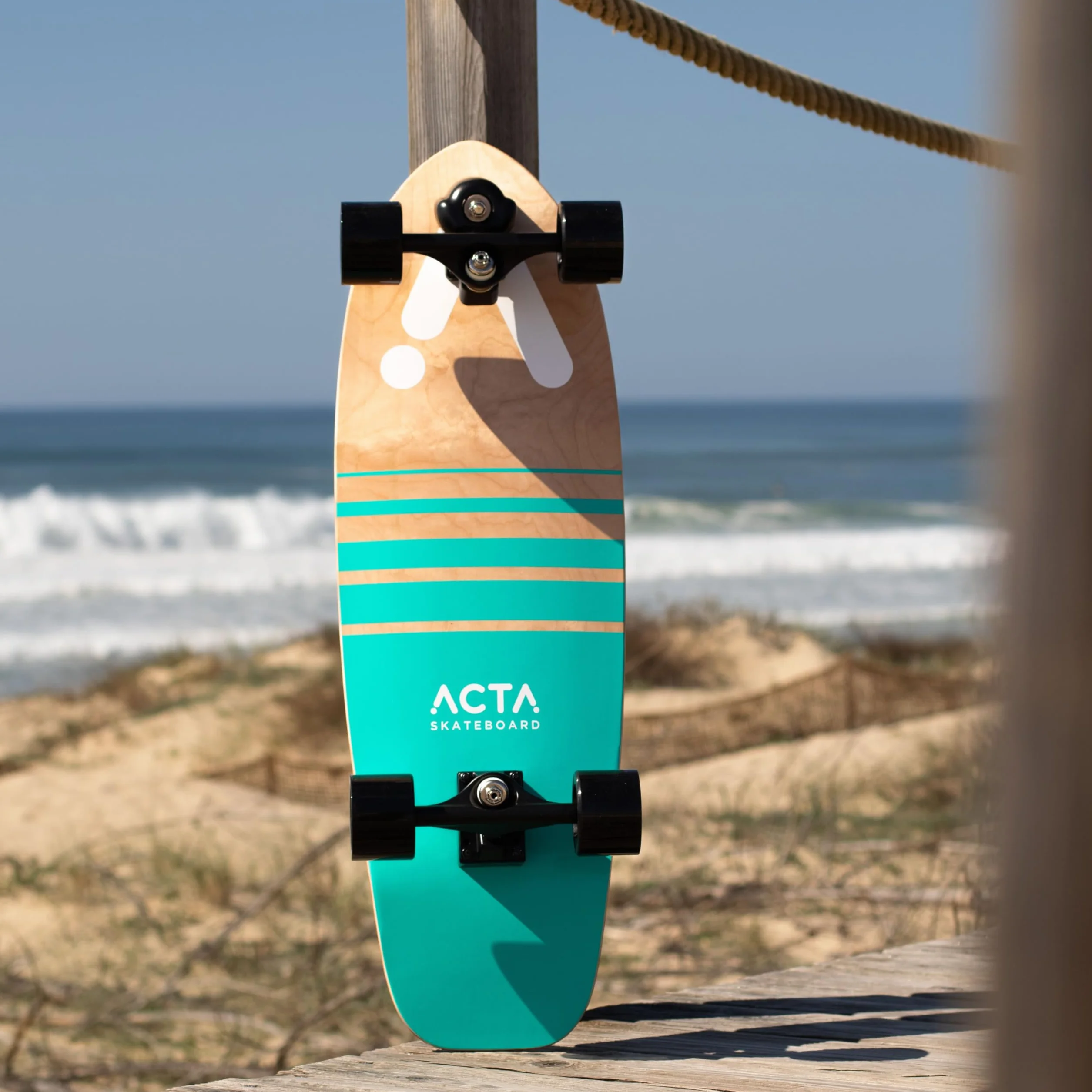 ACTA Surfskate Horizon V2 31" Tabla de Surf Arce 7 Pliegues