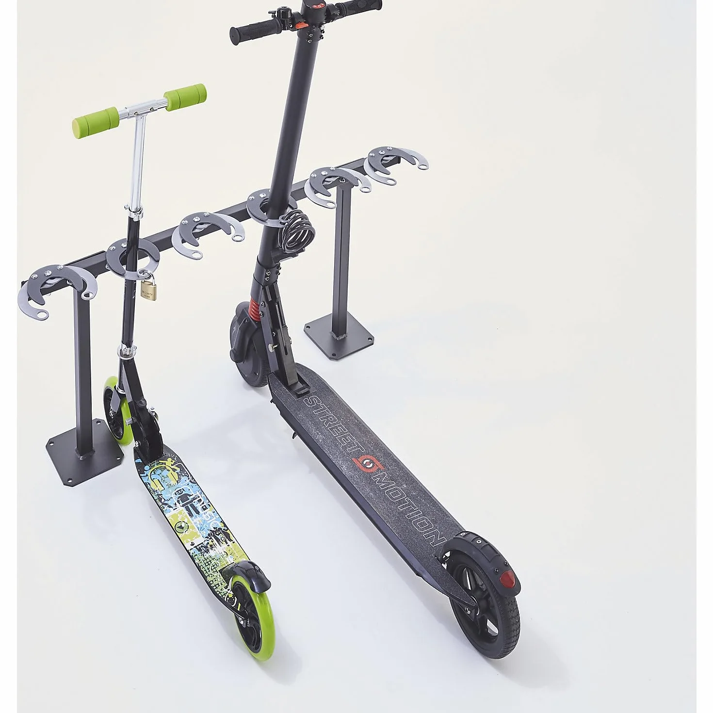 GUARDA 6 PATINETES 106x50x24,5cm