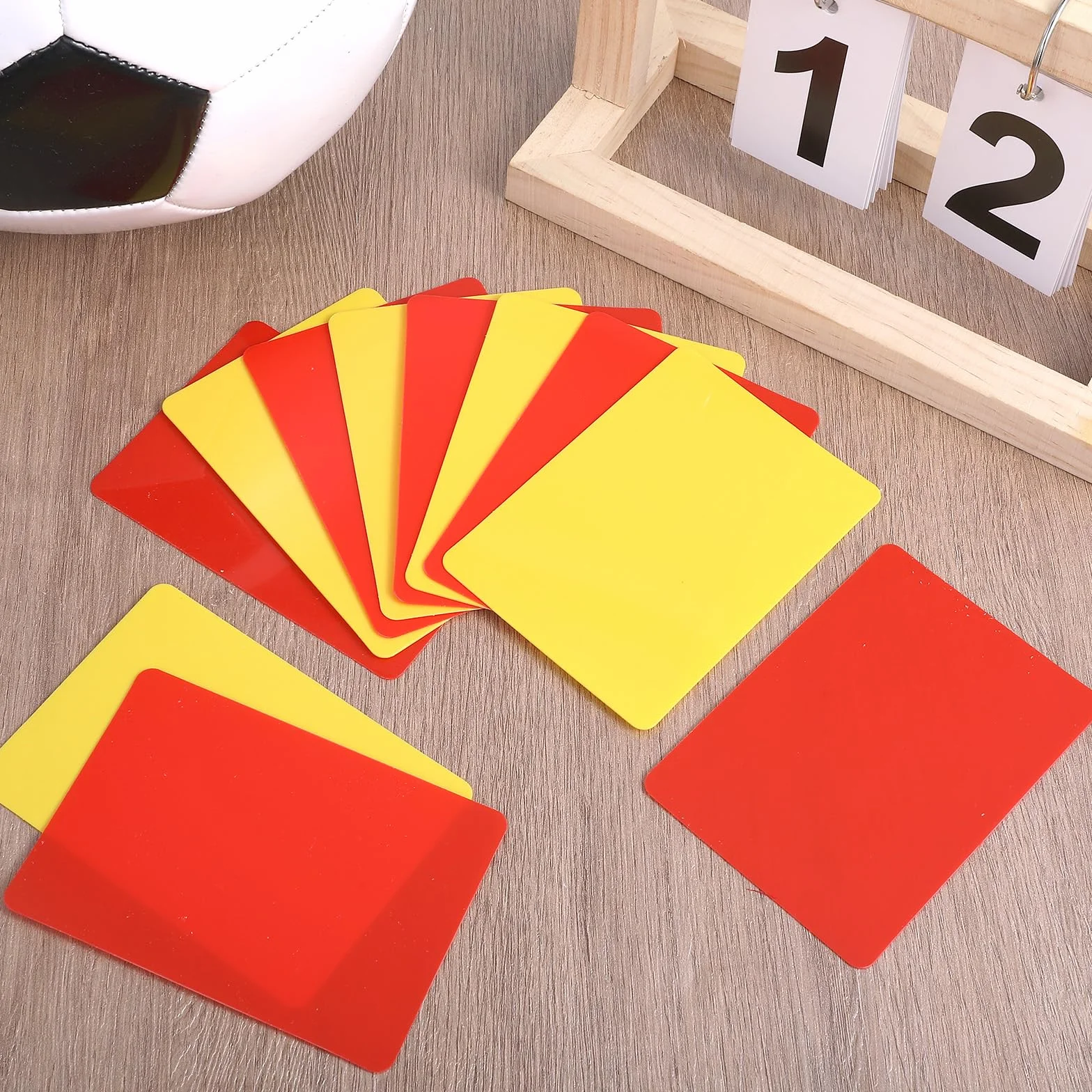 Bewudy 10 tarjetas de árbitro de fútbol amarilla y roja PVC para partidos
