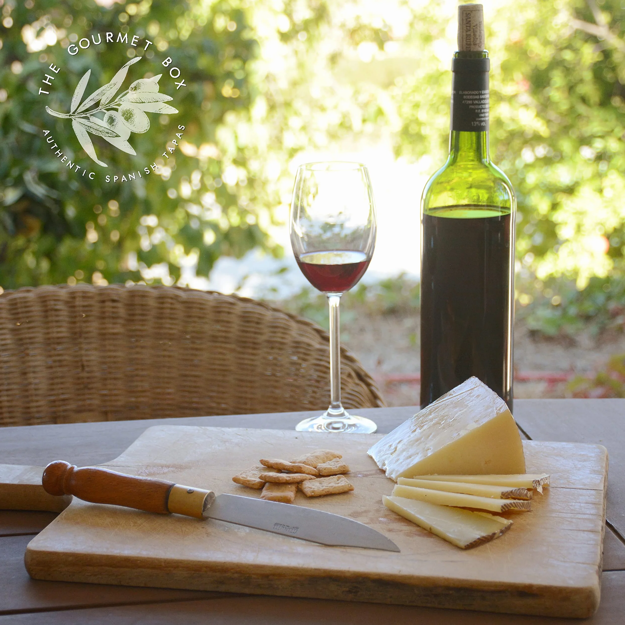 GOURMET BOX Cesta Gourmet para Regalar con Ibéricos y Queso de Oveja – Lote Gourmet Premium