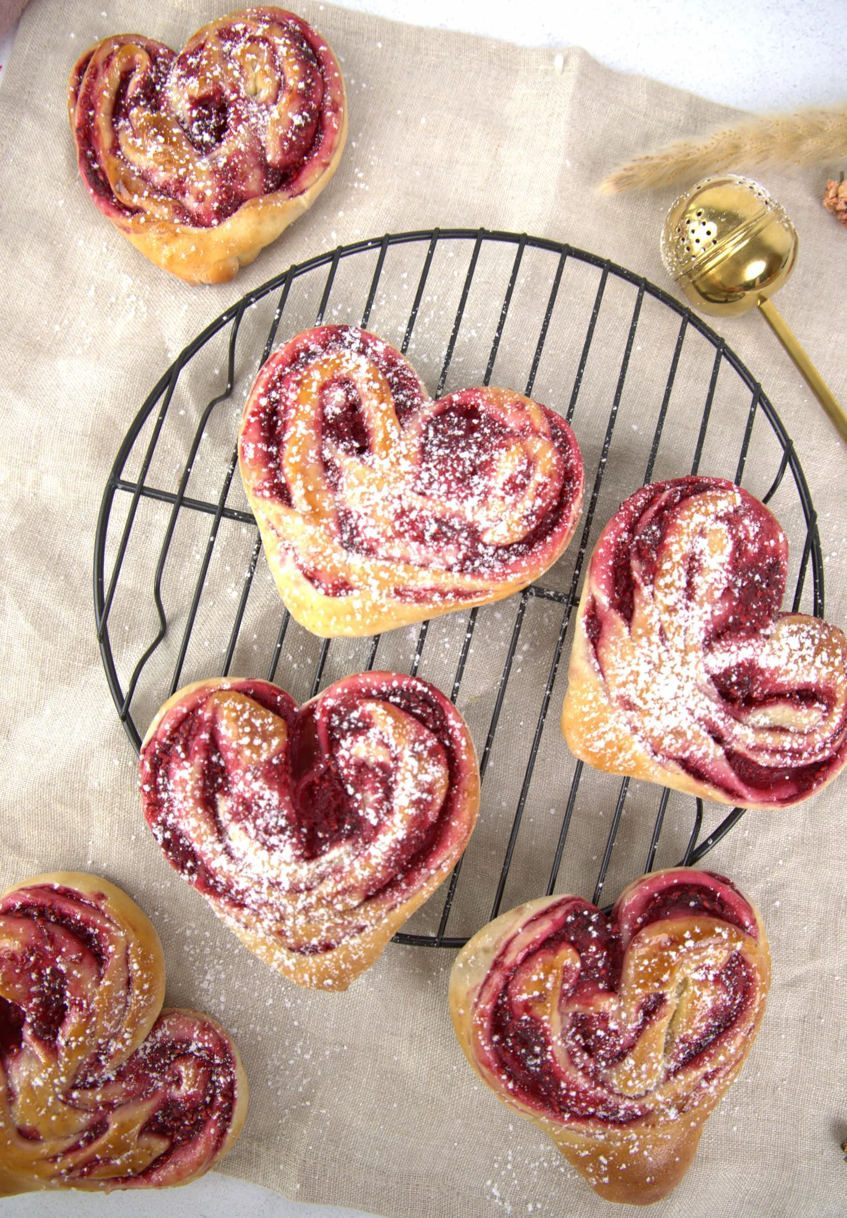 RUF - Cinnamon Rolls, Preparado Alimenticio en Polvo, Glaseado de Azucar, 8 porciones, 497gr