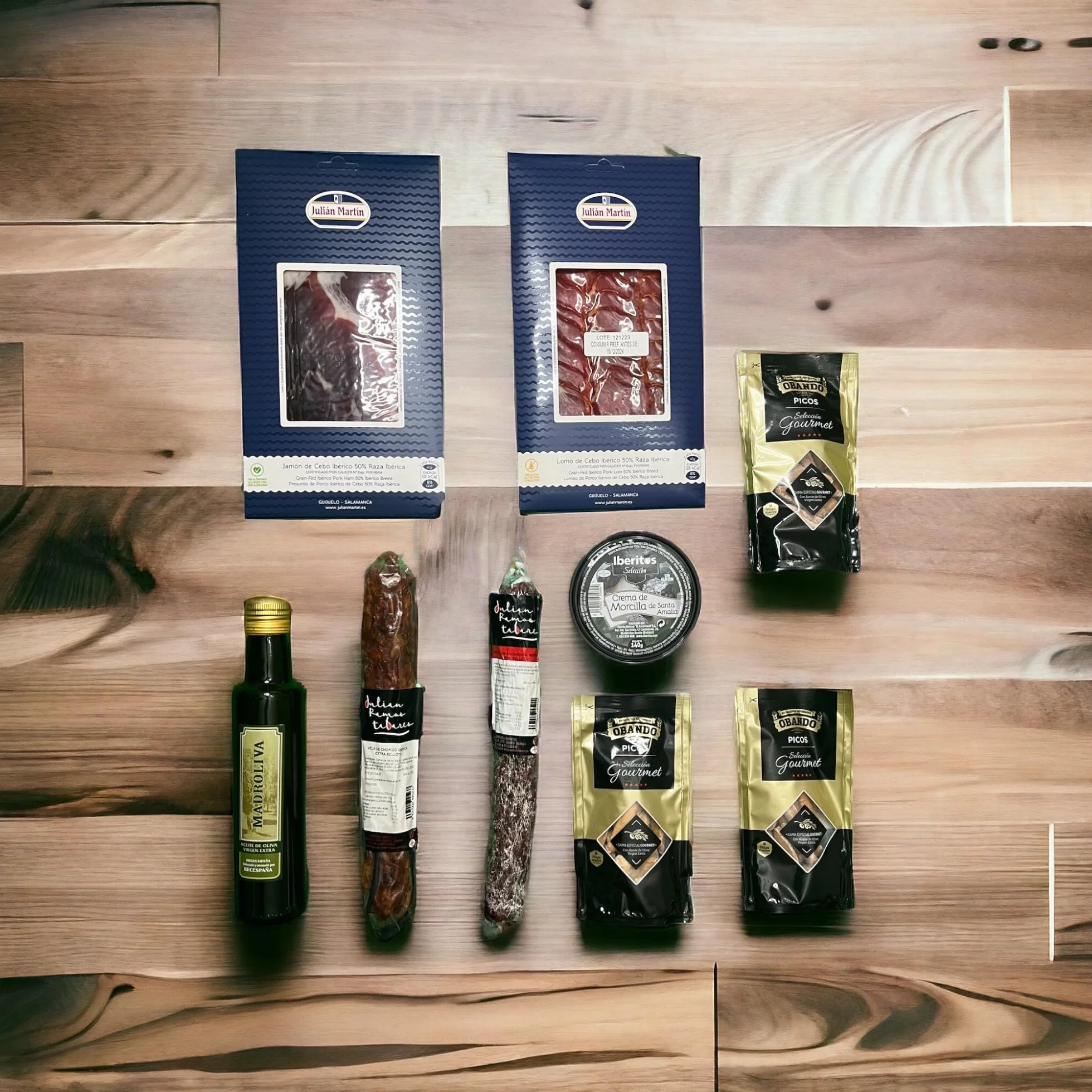 Cesta Gourmet Regalo Embutidos Ibéricos Jamón Caña Lomo Salchichón Chorizo Bellota Aceite Oliva Virgen Extra Picos Rústicos Obando