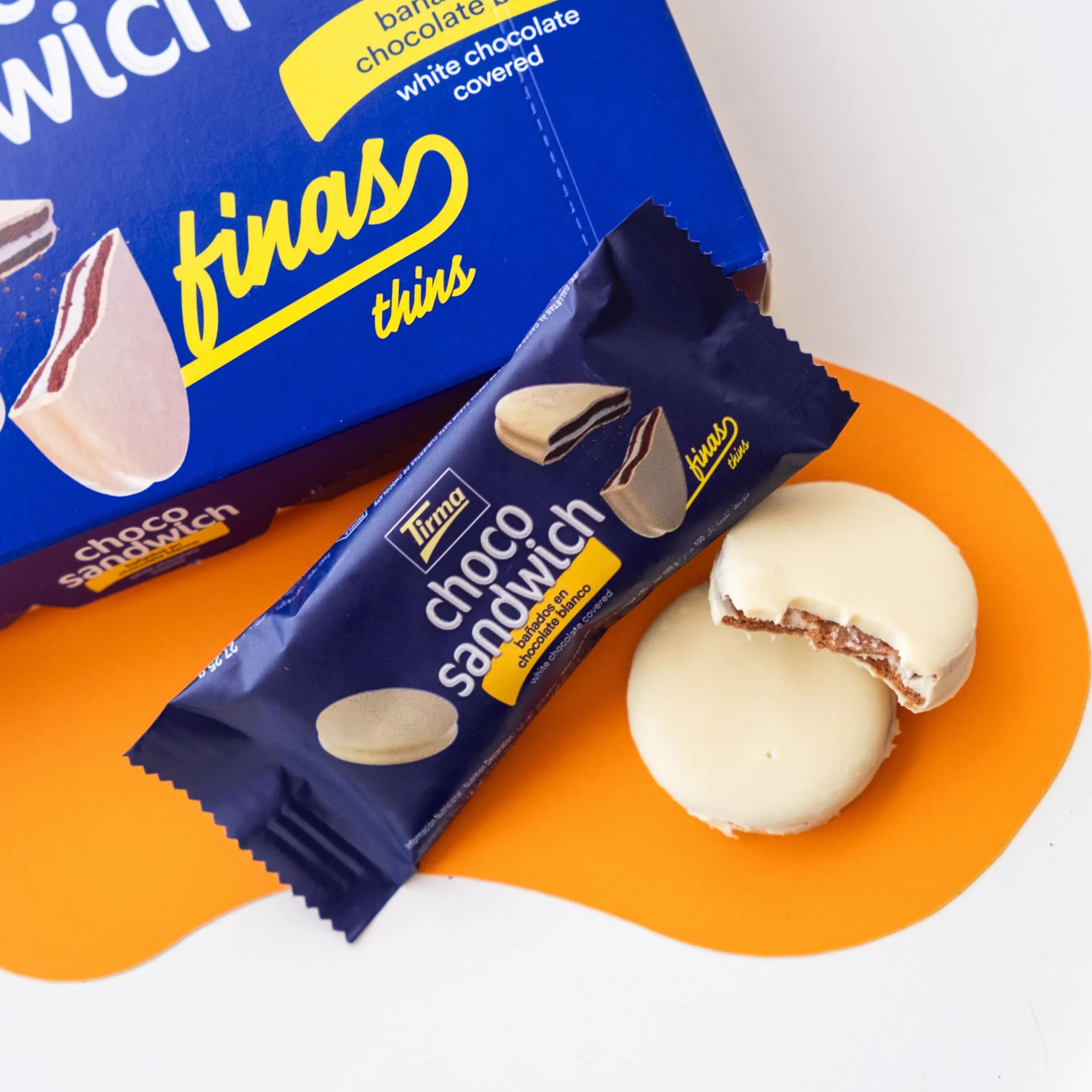 Tirma Choco Sándwich Fino de Chocolate Blanco – 8 Packs de 27,25 g (Estuche de 218 g) | Galletas con Relleno Bañadas en Chocolate Blanco | Snack Dulce Ideal para Merienda y Tentempiés