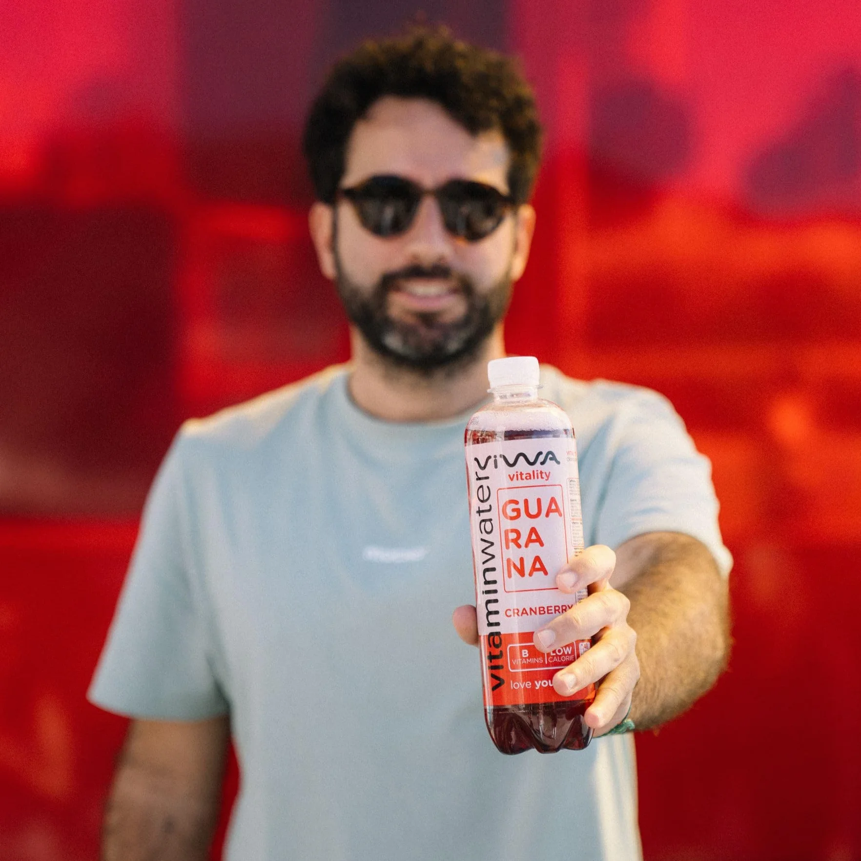 VIWA VITAMIN WATER Bebida Refrescante con Magnesio, Zinc, Sodio y Vitamina B. Sabor Frambuesa e Hibisco, 600ml, Pack de 12, Vitality