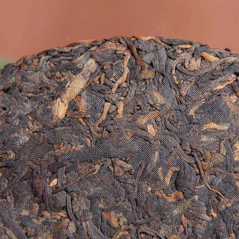 Lao Tong Zhi Viejo Camarada Pastel de Té Puer Maduro HaiWan yr 9978 (lote 211)