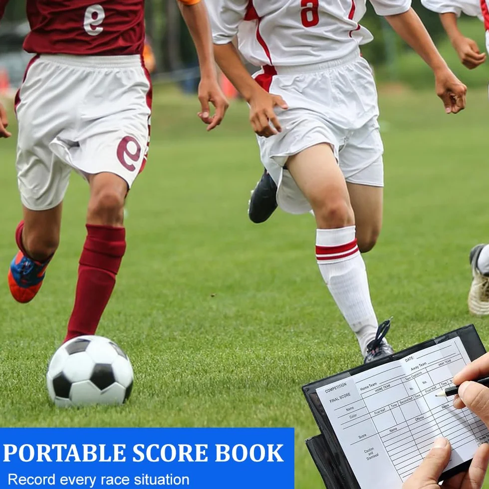 Juego de cartas de árbitro deportivo con tarjeta roja amarilla y bolsa para fútbol