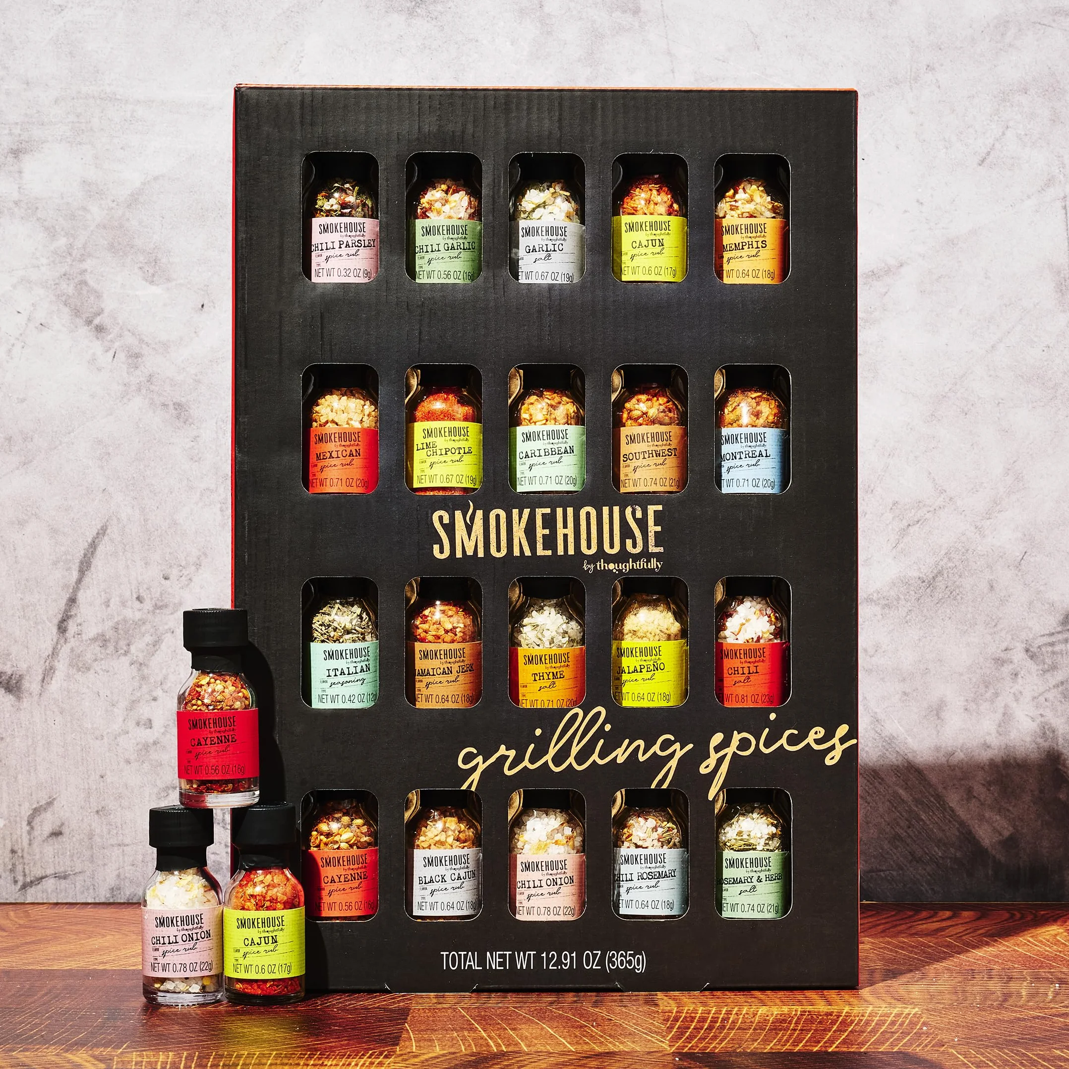 Thoughtfully – Set 20 Especias BBQ – Mezclas de Especias para Barbacoa & Parrilla – Regalo Original para Hombre – Cumpleaños & Día del Padre – Jalapeño, Chipotle, Cajún & Más
